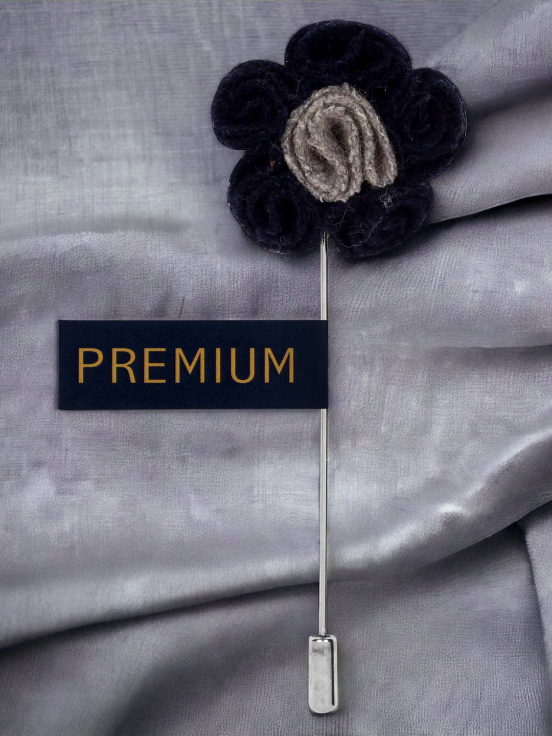 PELUCHE Unisex Blue & Silver-Toned Florwer in Flower Lapel Pin