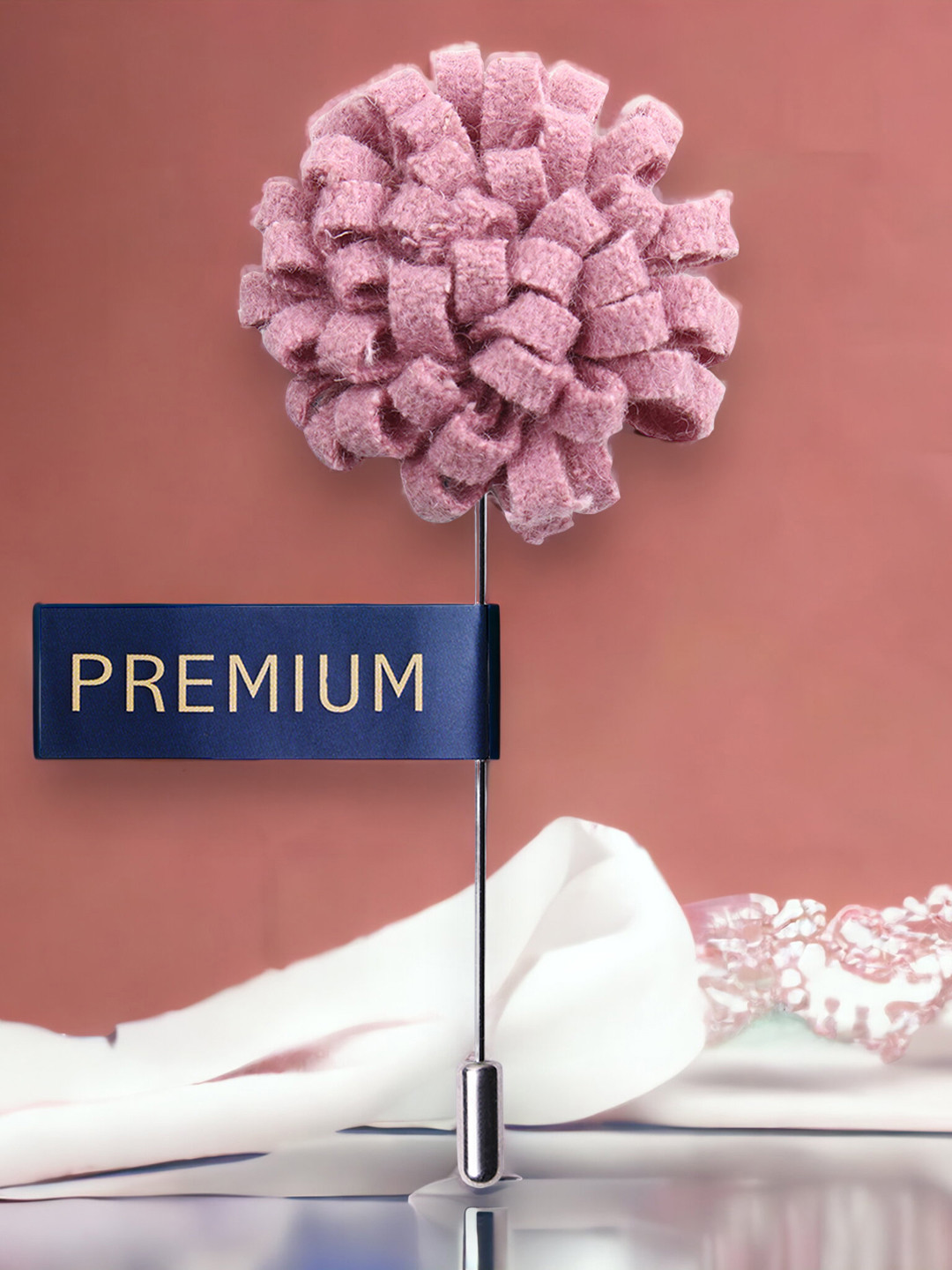 PELUCHE Unisex Pink & Silver-Toned Glorious Crescendo Lapel Pin