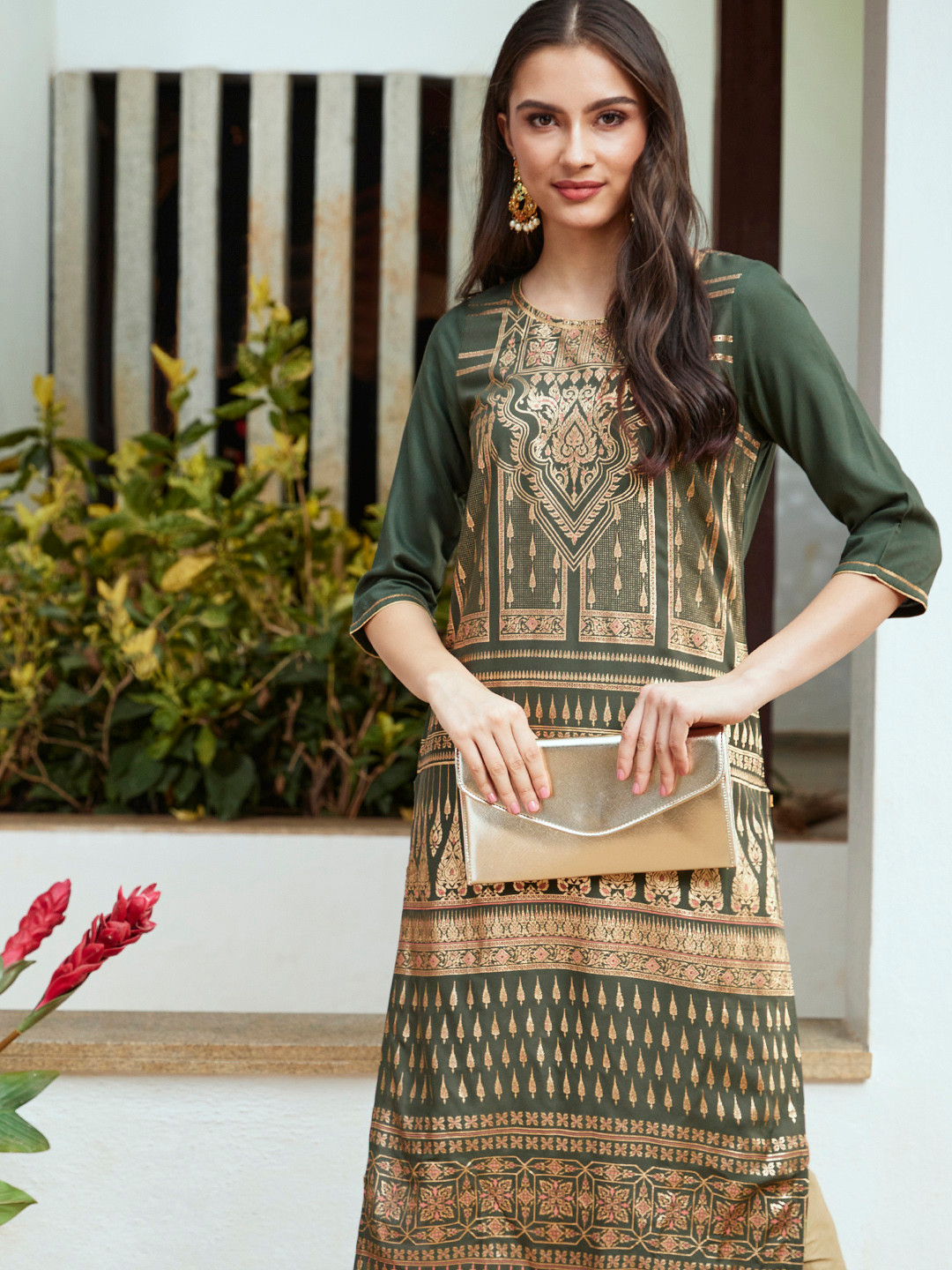 AURELIA Women Olive Green & Golden Printed Straight Kurta