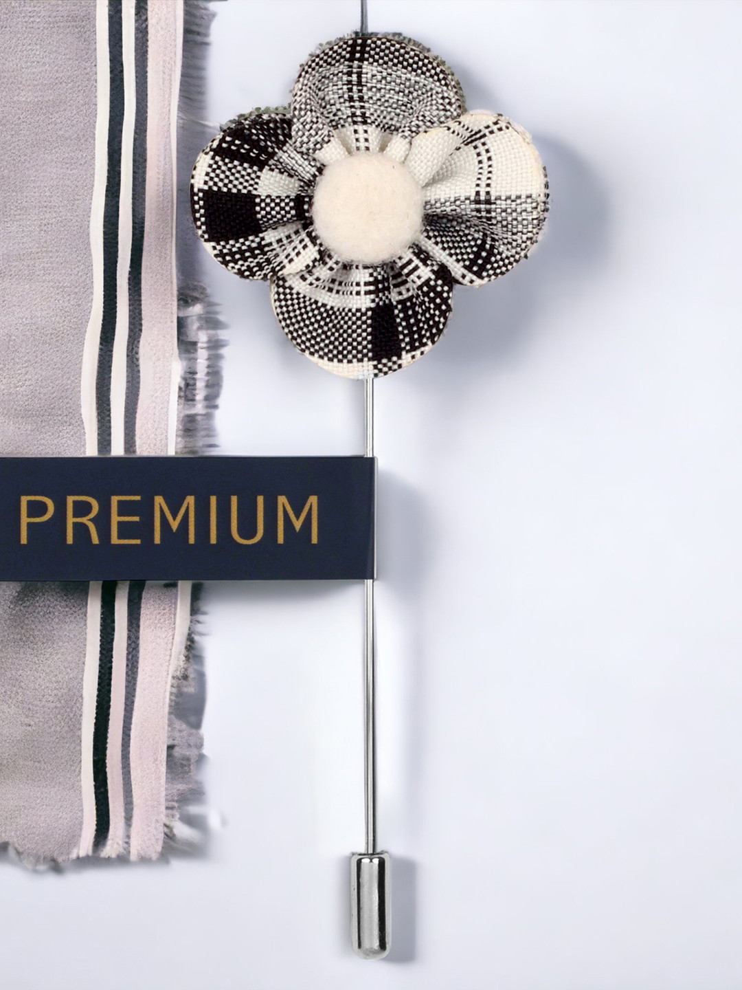 PELUCHE Unisex White & Black The Four Petal Checkerd Flower Lapel Pin