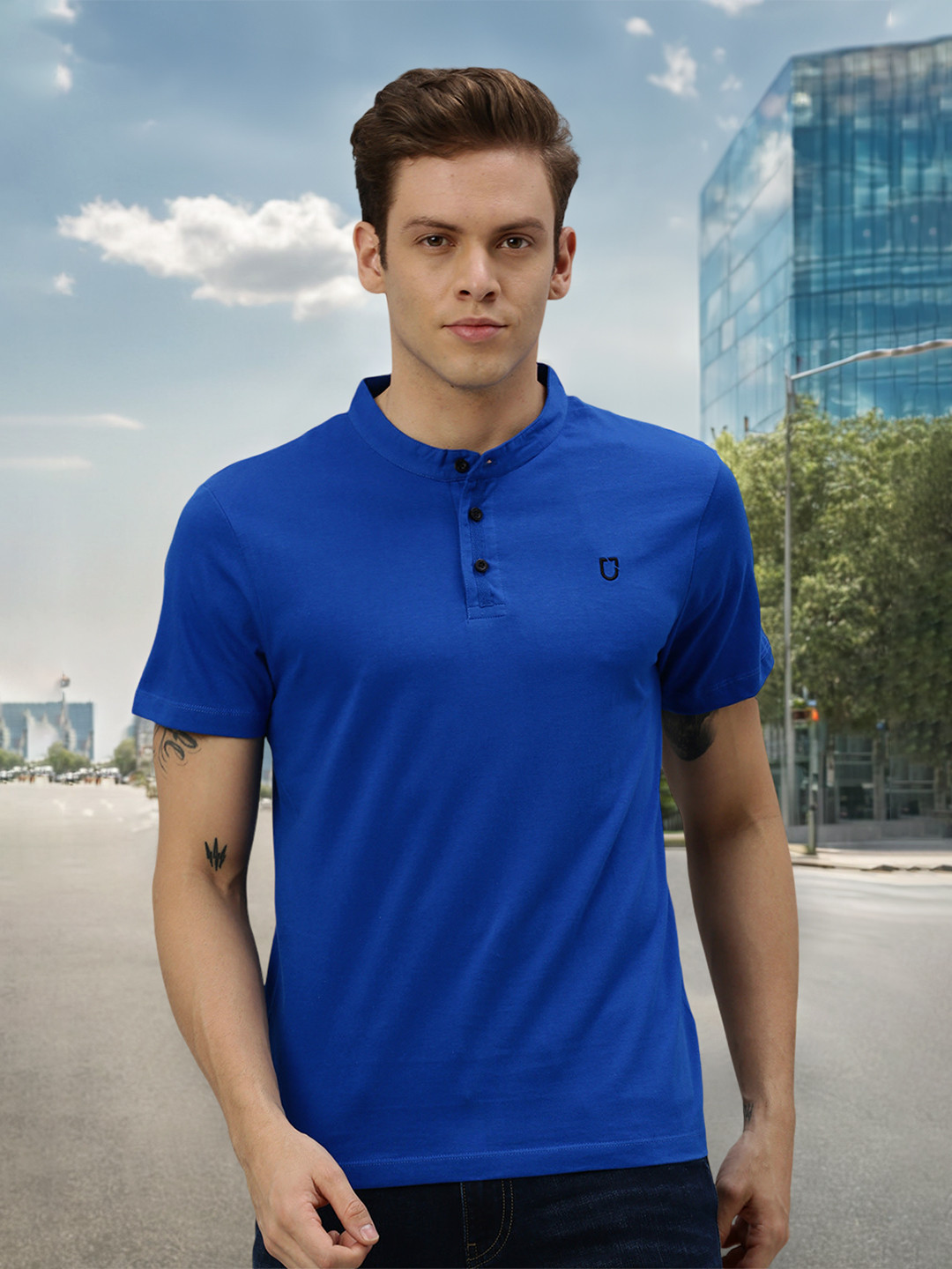 Urbano Fashion Men Blue Solid Mandarin Collar Slim Fit T-shirt