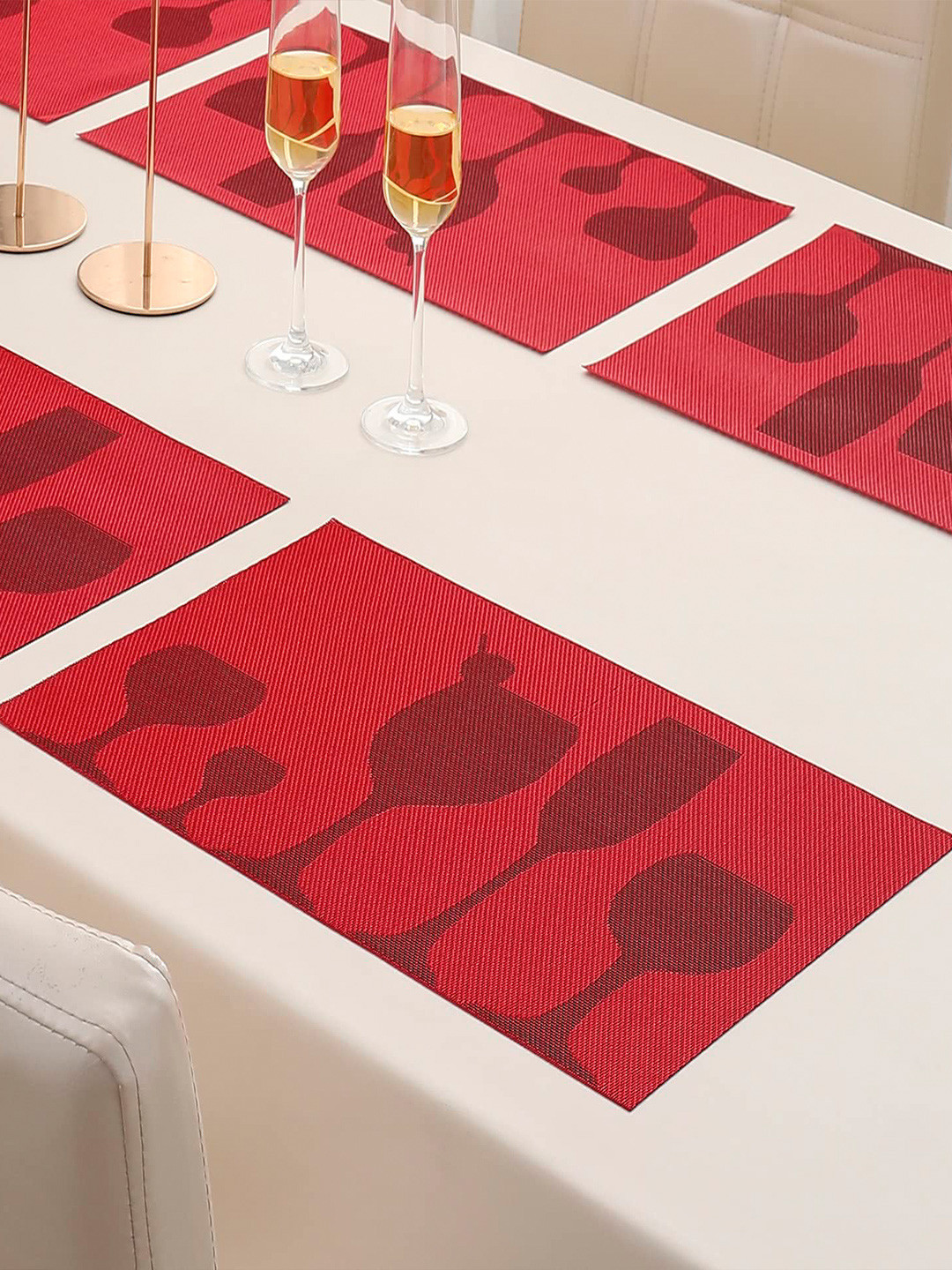 HOKIPO Set of 6 Red Printed Table Placemats