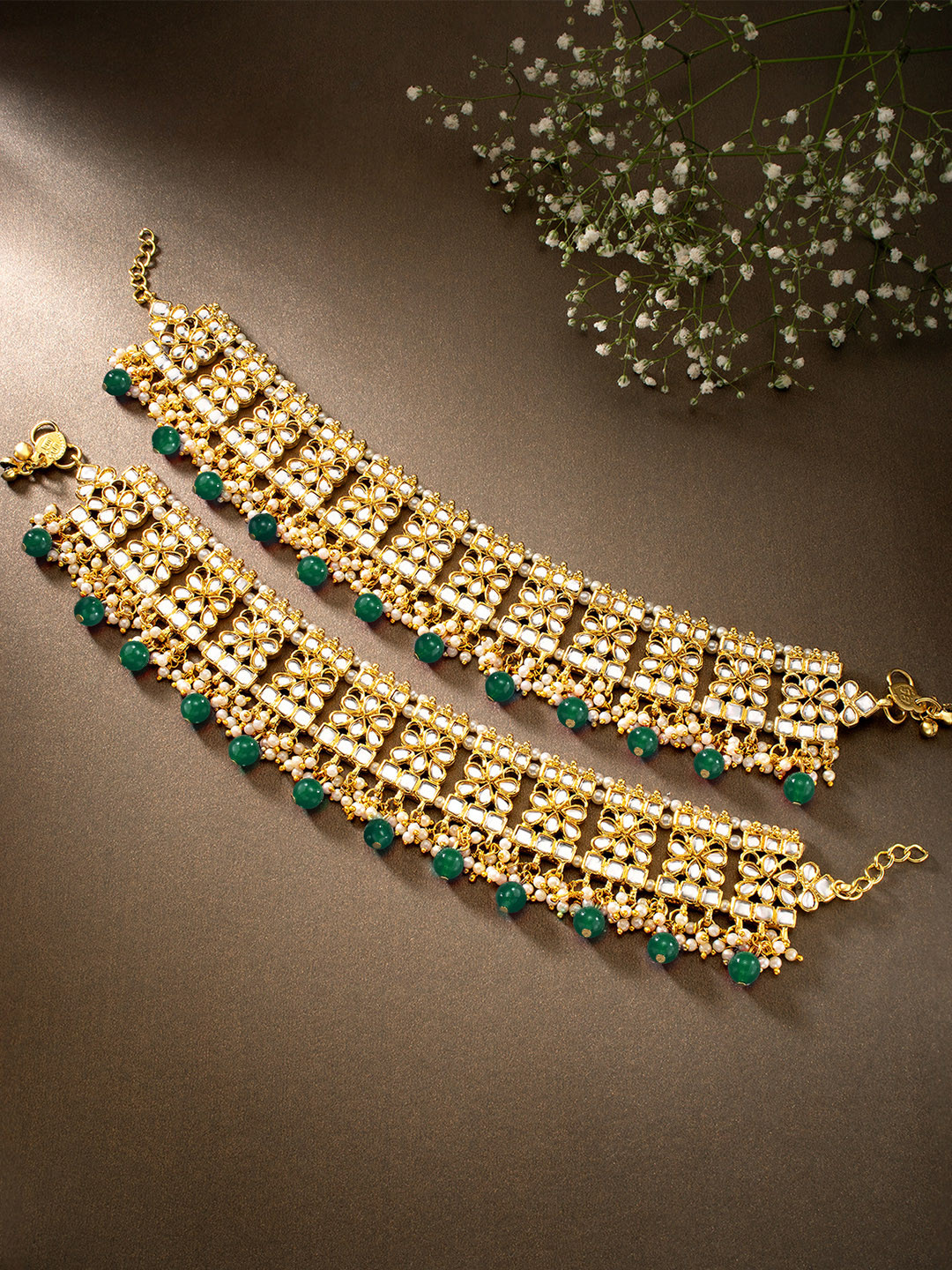 Peora Women 18K Gold Plated Green & White Bridal Kundan Pearl Studded Anklet Payal