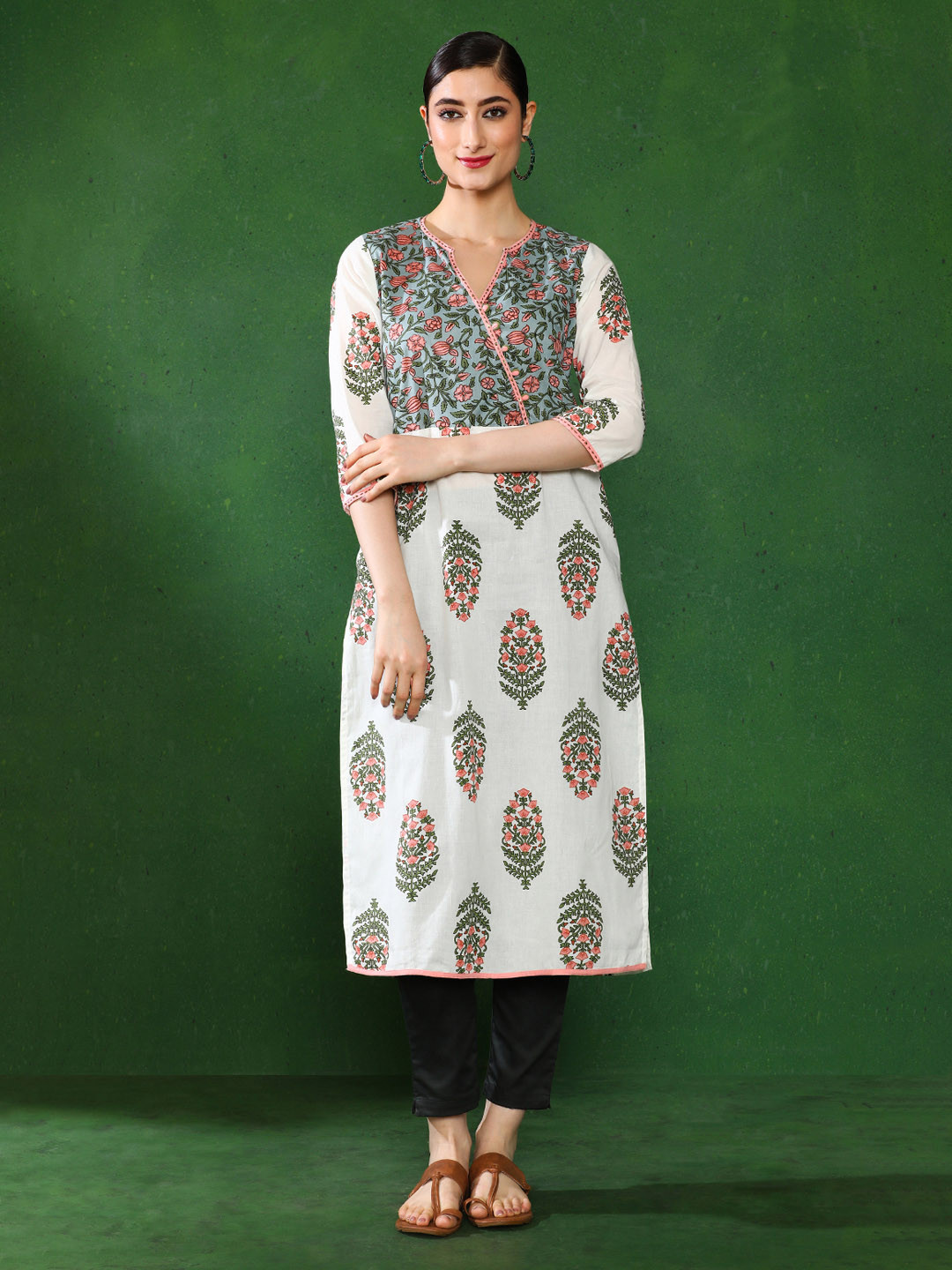 Jaipur Kurti Women Printed Straight Kurta