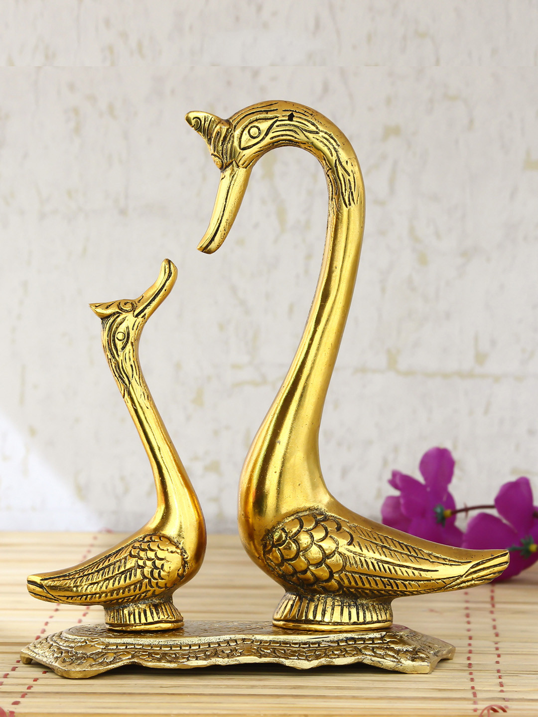 eCraftIndia Loving Swan Couple Gold Metal Metallic Living Room Medium Showpiece - 9.1 Inches