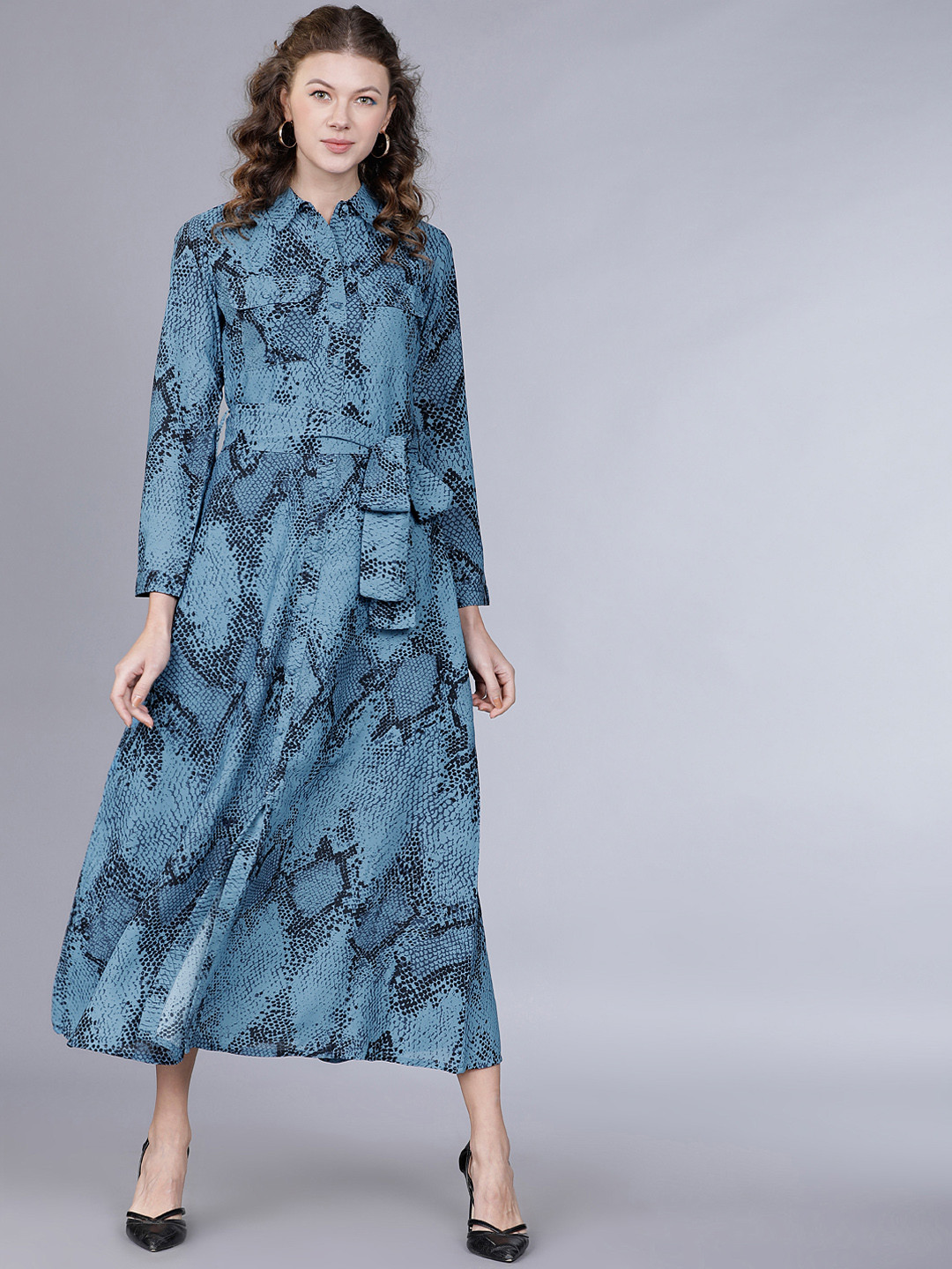 Tokyo Talkies Women Blue Snakeskin Printed Maxi Dress