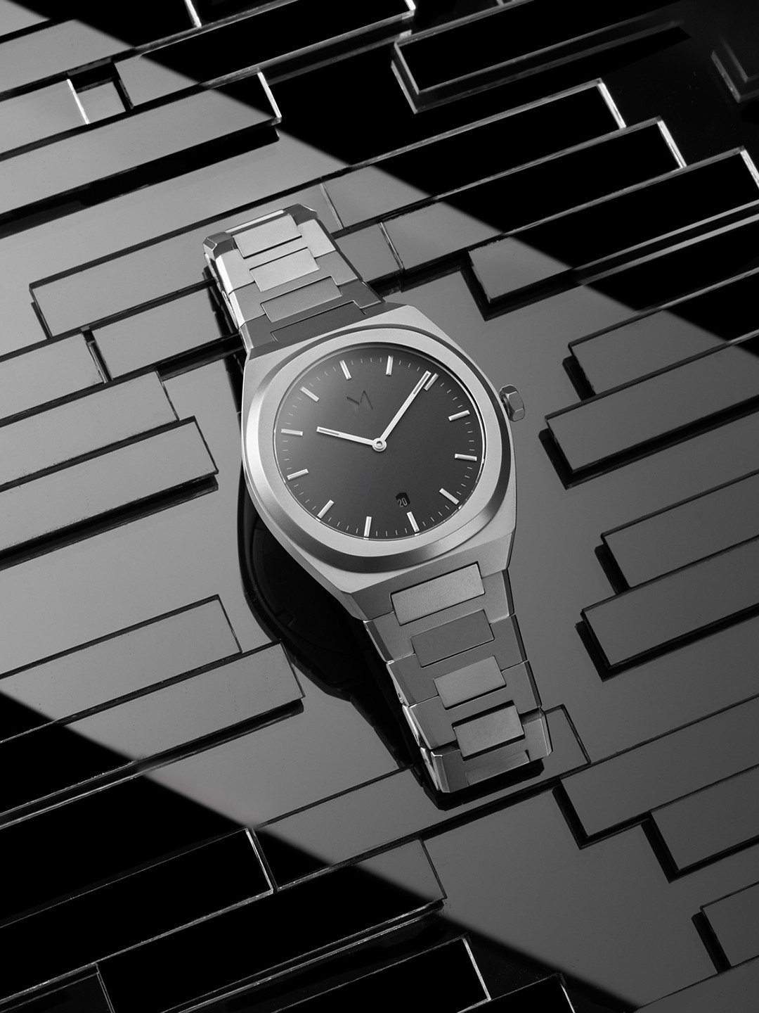 MVMT Men Black Analogue Watch D-SH01-MSS