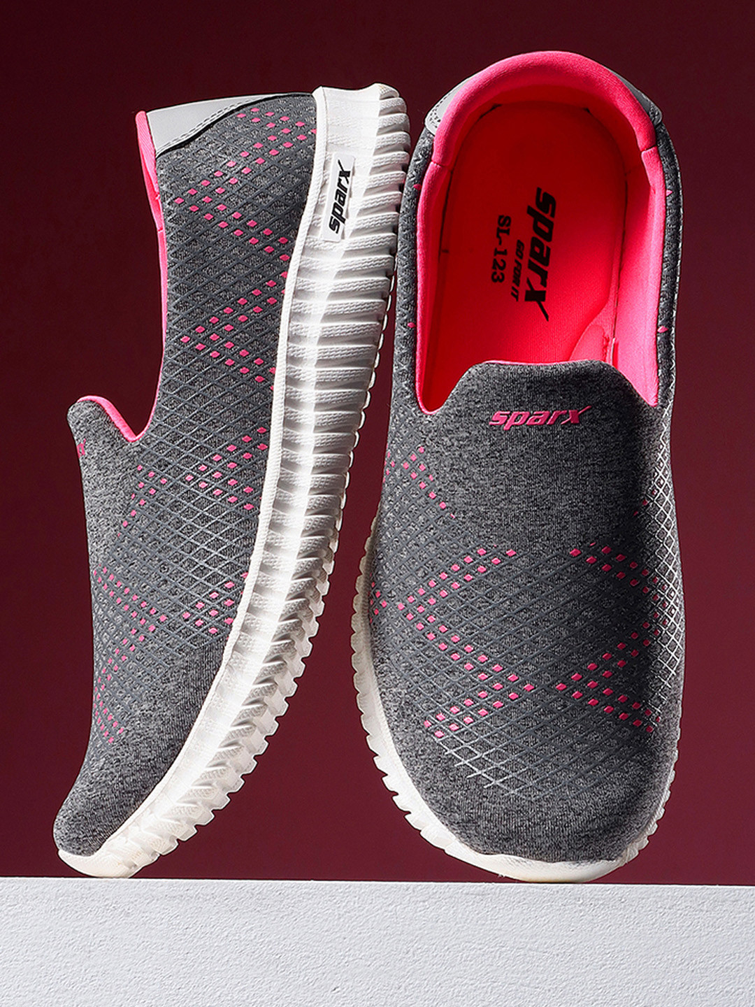 Sparx Women Mesh Walking Shoes