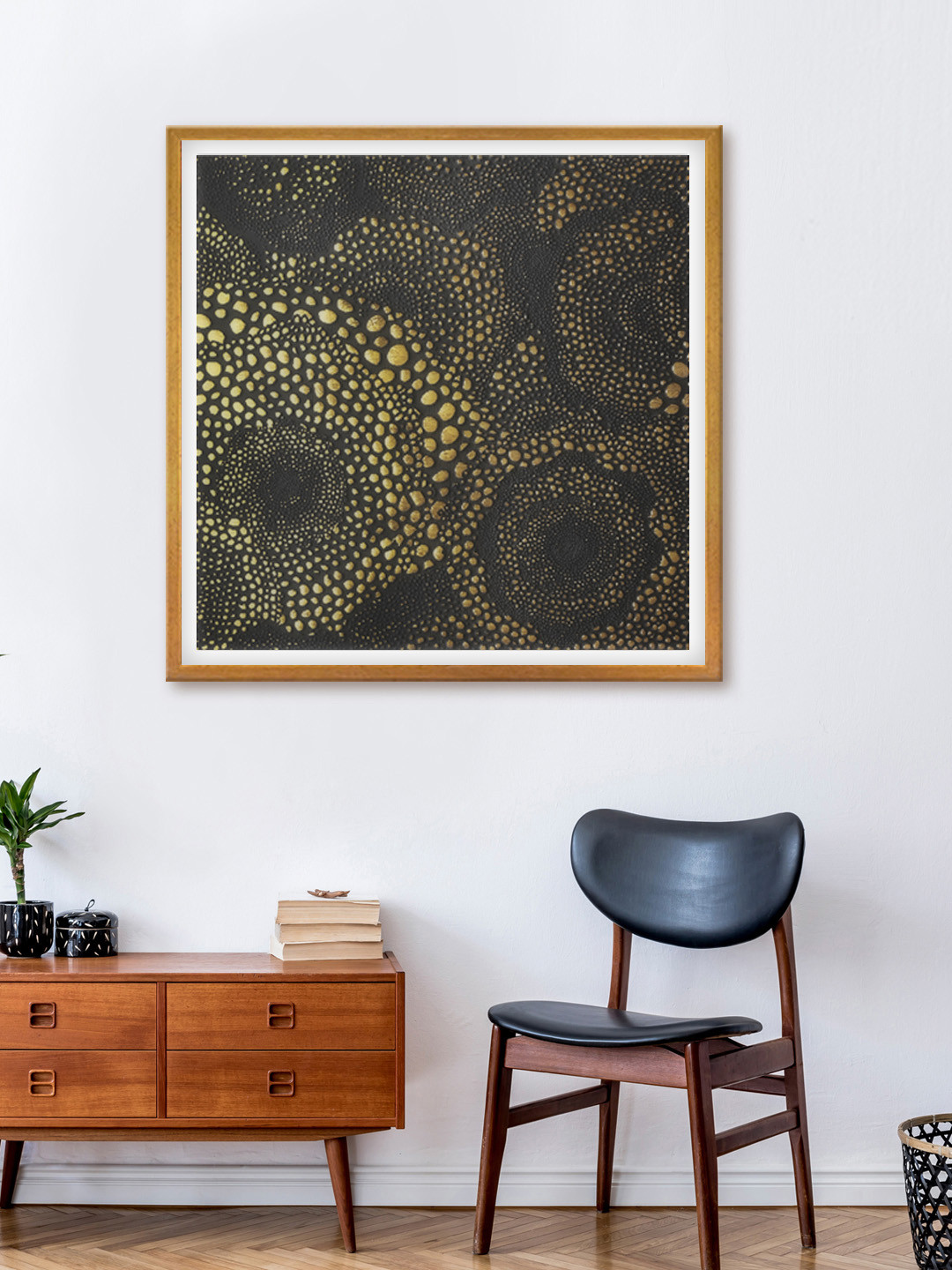 999Store Gold-Toned & Black Abstract Canvas Wall Art