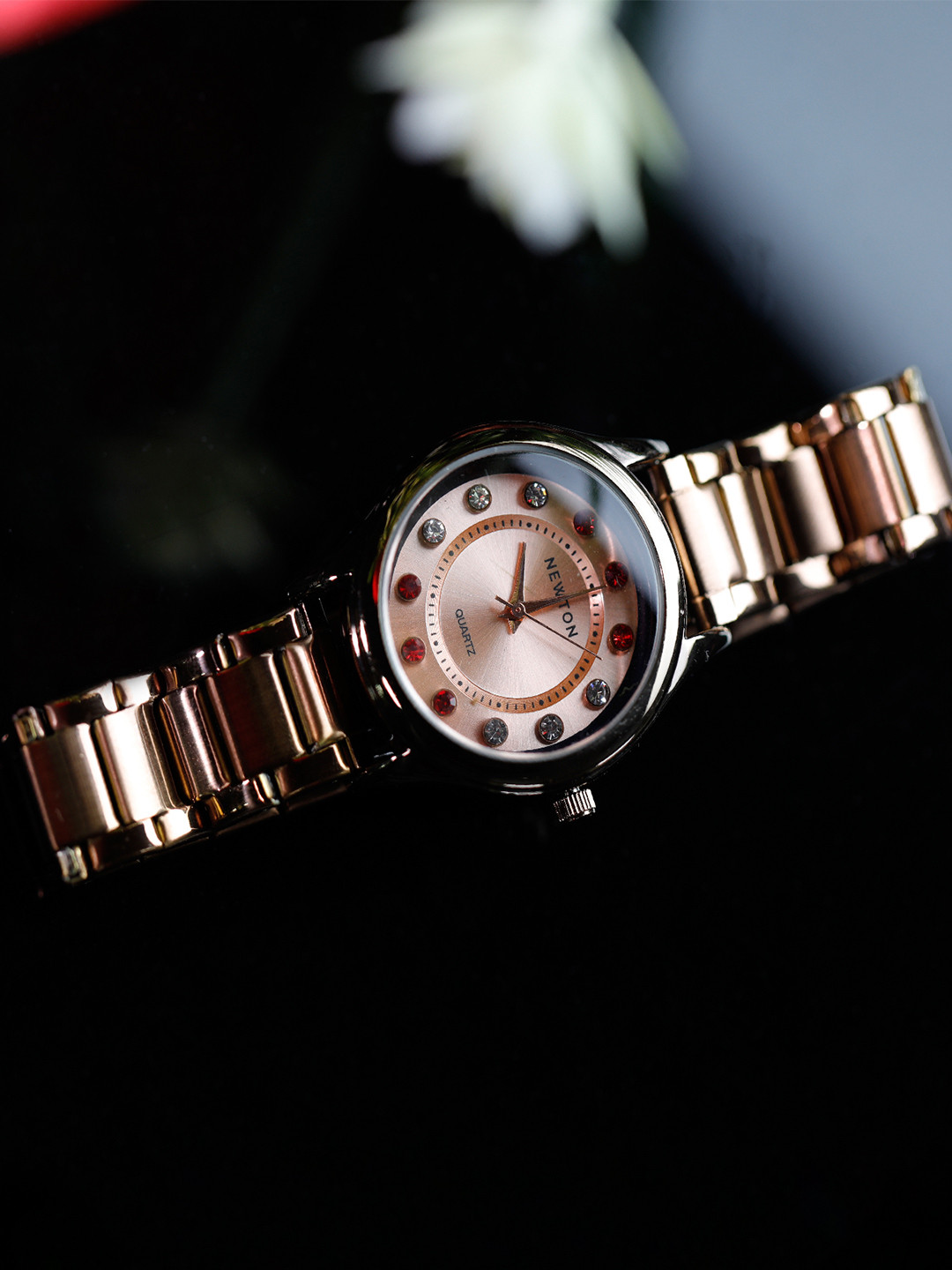 Newton Women Pink Analogue Watch W00183