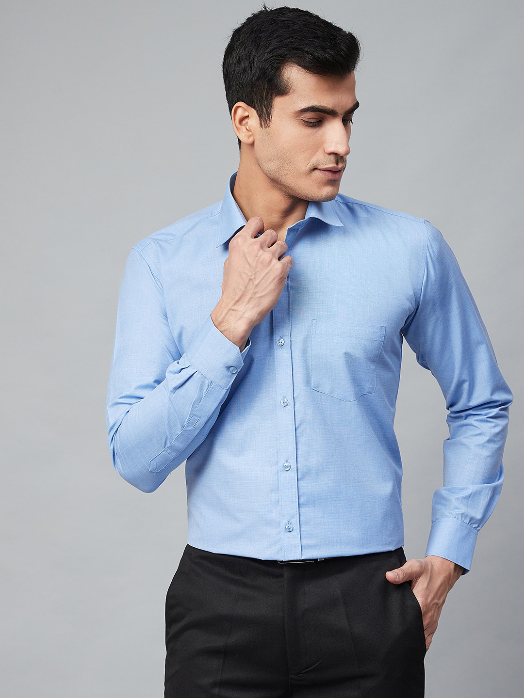 MANQ Men Blue Regular Fit Solid Formal Shirt