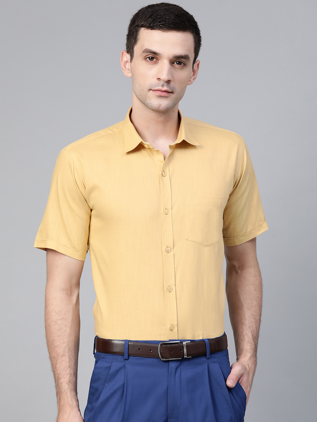 MANQ Men Beige Semi-Slim Fit Solid Formal Shirt