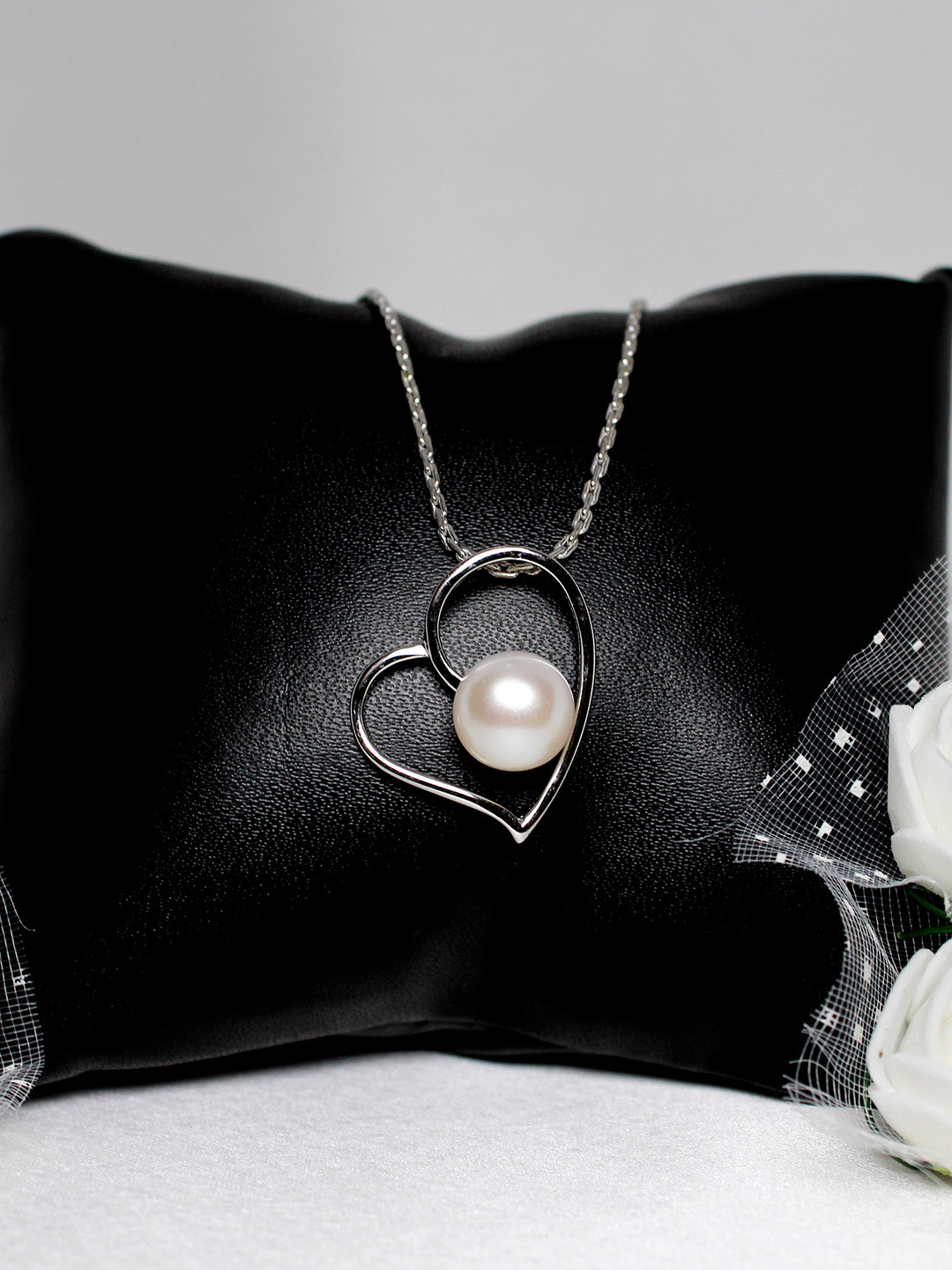 GIVA 925 Sterling Silver Rhodium Plated Pearl Heart Pendant With Link Chain