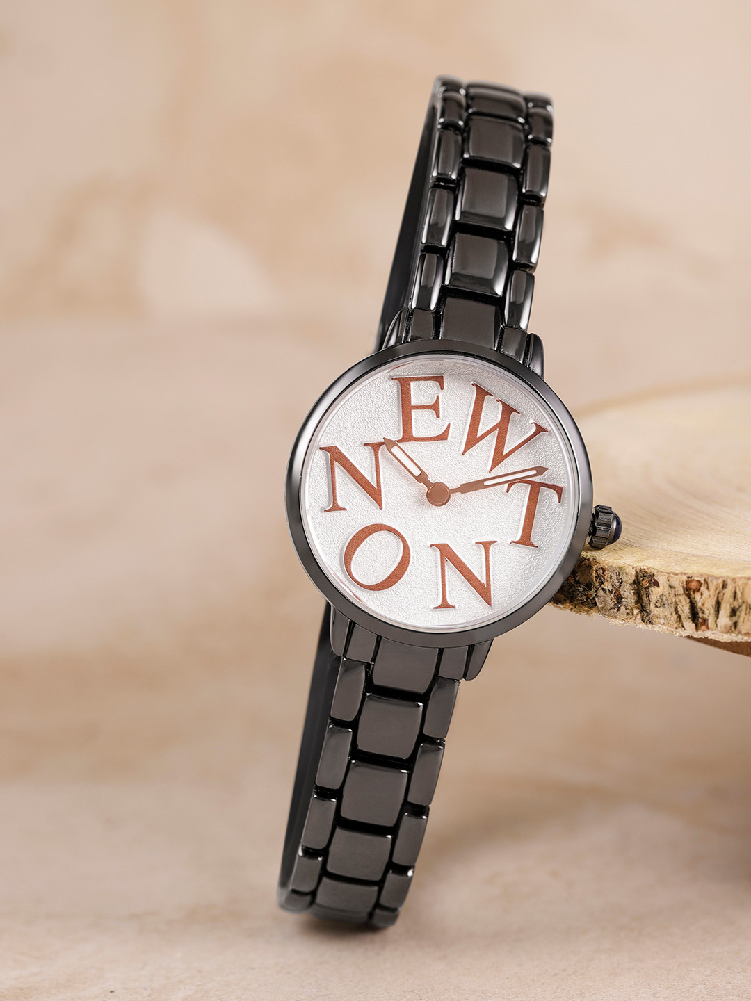 Newton Women White Analogue Watch WPBK068i