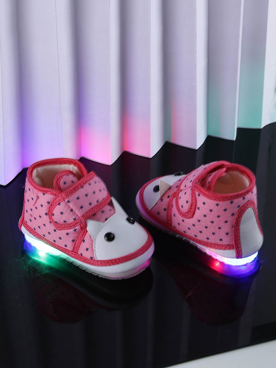 CHiU Kids Pink Printed Mid-Top Slip-On Sneakers With LED