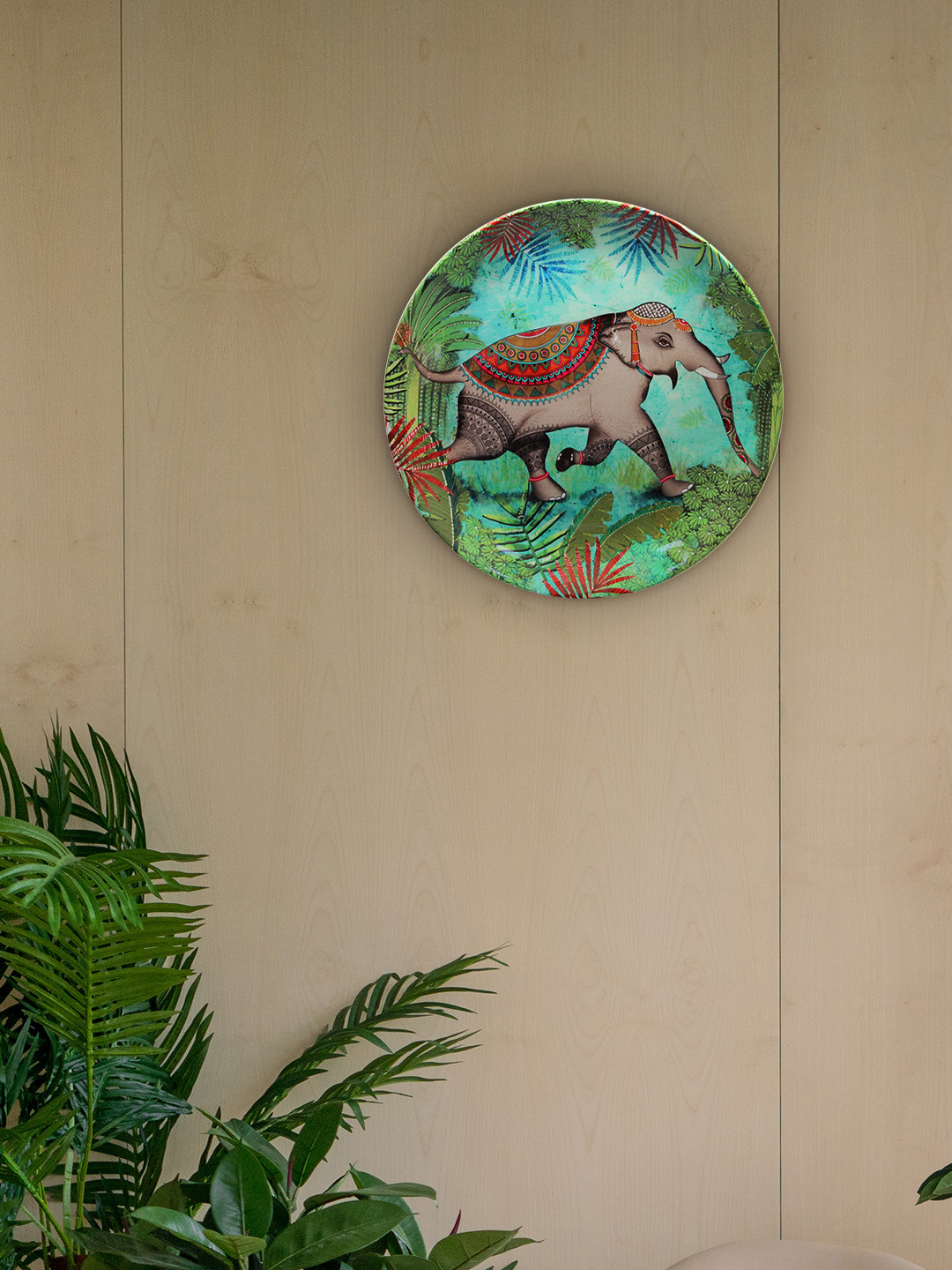 KOLOROBIA SRI LANKAN TROPICAL RAINFOREST WILDLIFE ELEPHANT Bone China Wall Plates-10In