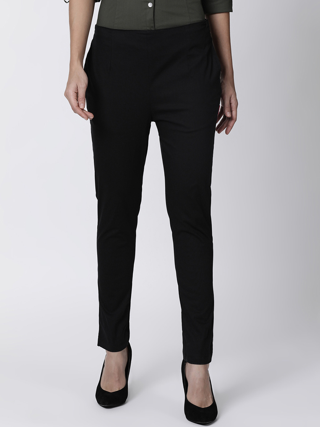 TWIN BIRDS Women Black Straight Fit Solid Cigarette Trousers