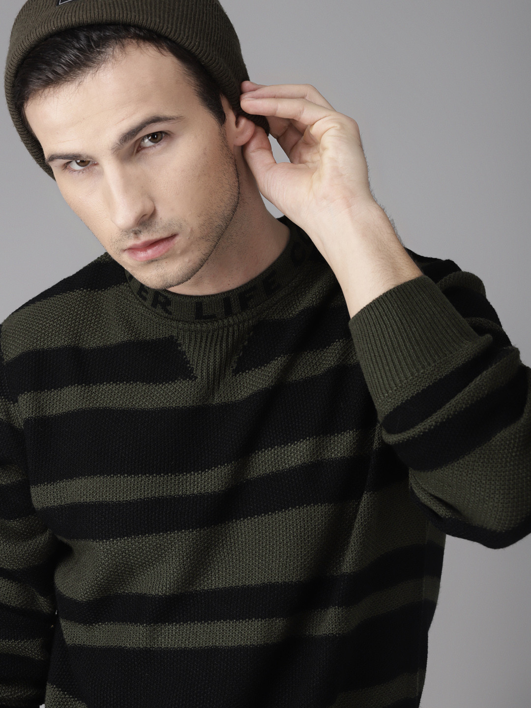 Roadster Men Olive Green & Black Striped Sweater