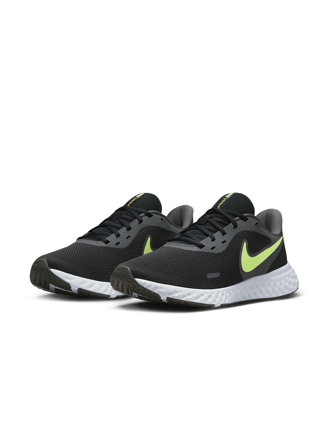 Nike revolution 5 running shoes black best sale