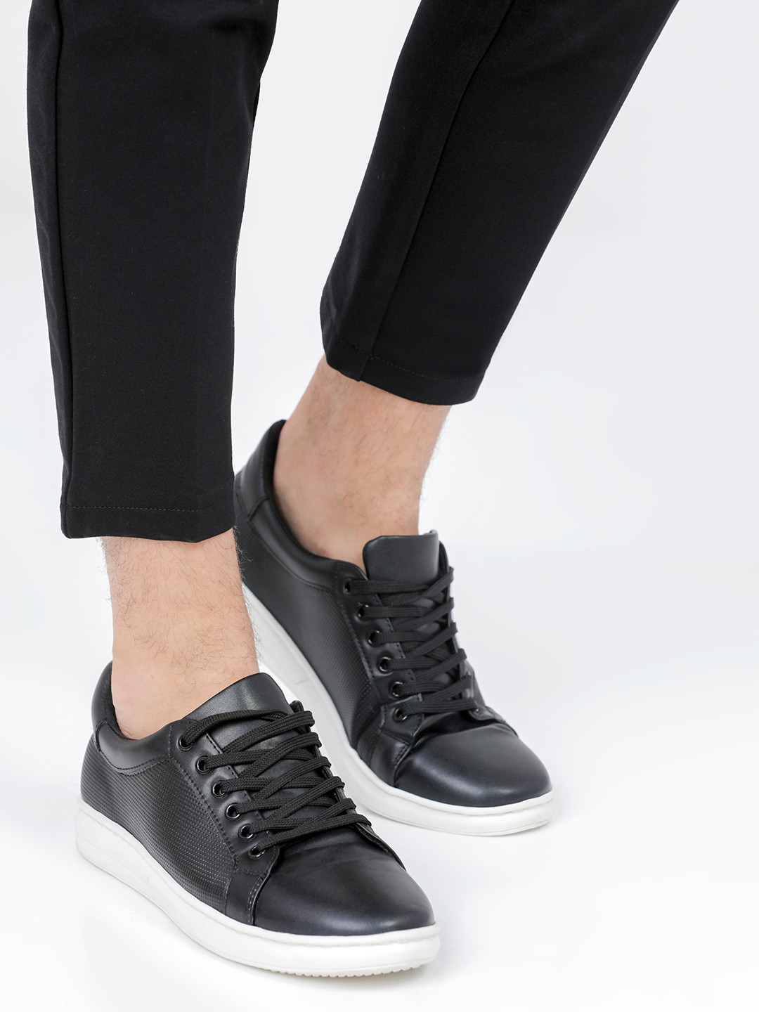HIGHLANDER Men PU Lace-Up Sneakers