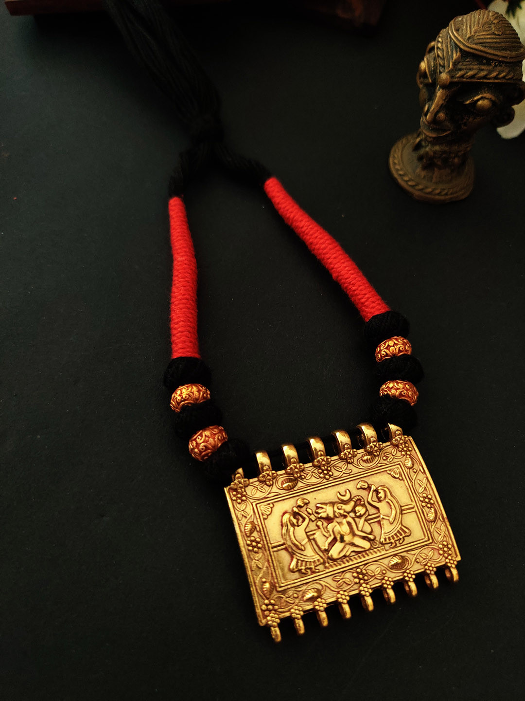 Binnis Wardrobe Women Gold-Toned & Red Gold Plated Necklace