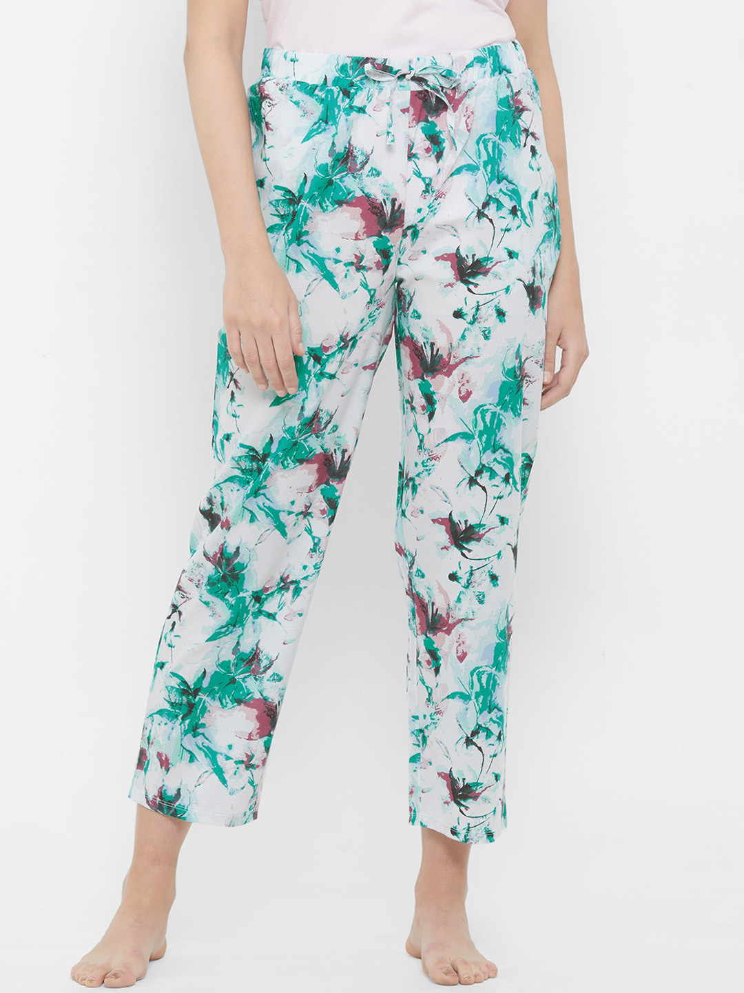 SOIE Women Off-White& Green Botanical Printed Lounge Pants