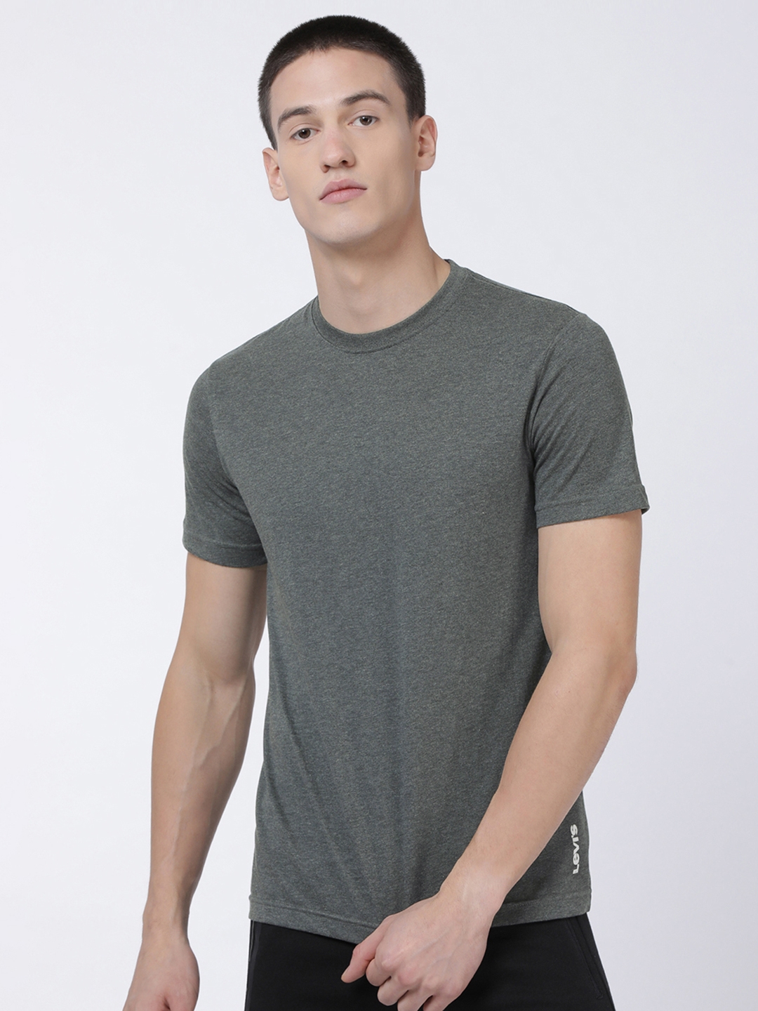 Levis Men Charcoal Grey Solid Round Neck Lounge T shirts