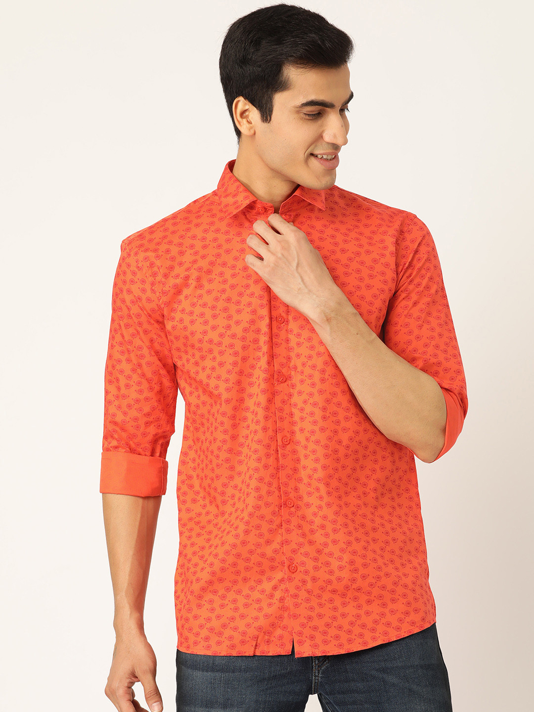 SOJANYA Men Orange & Red Regular Fit Quirky Printed Casual Shirt