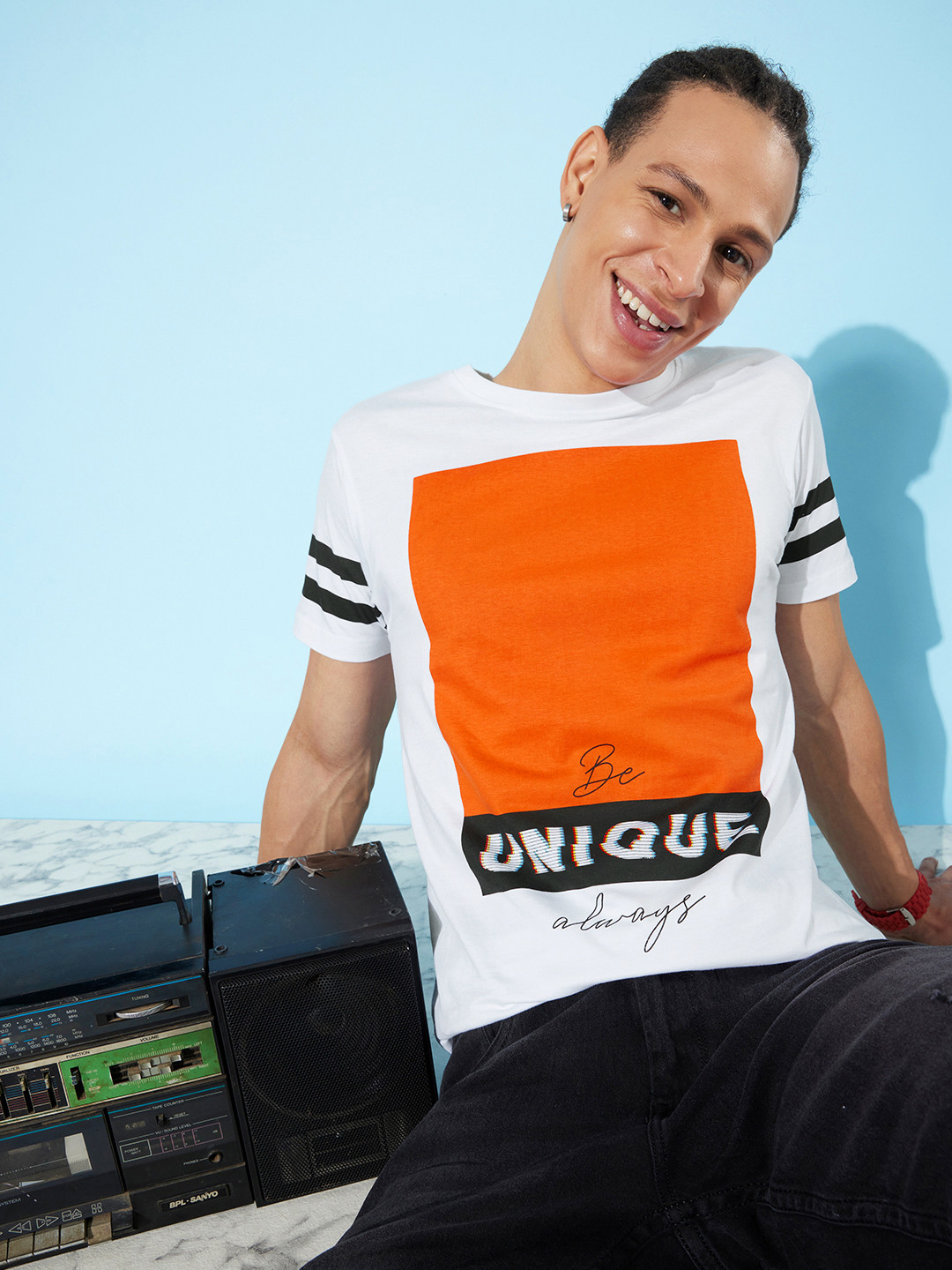 HERE&NOW Men Misty White & Bright Orange Typography Printed Pure Cotton Graphitee T-shirt