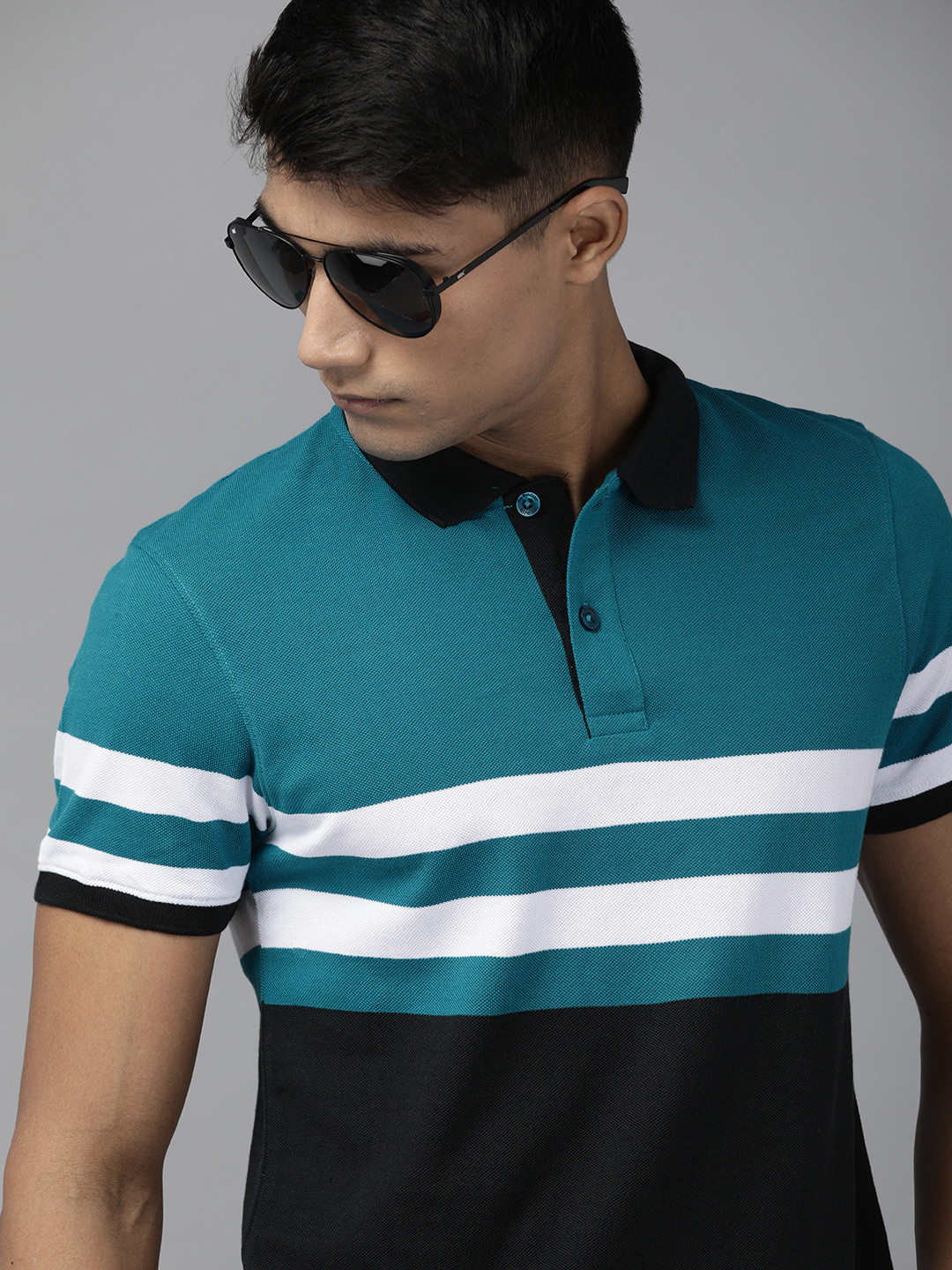 Roadster Men Blue & Black Colourblocked Polo Collar T-shirt
