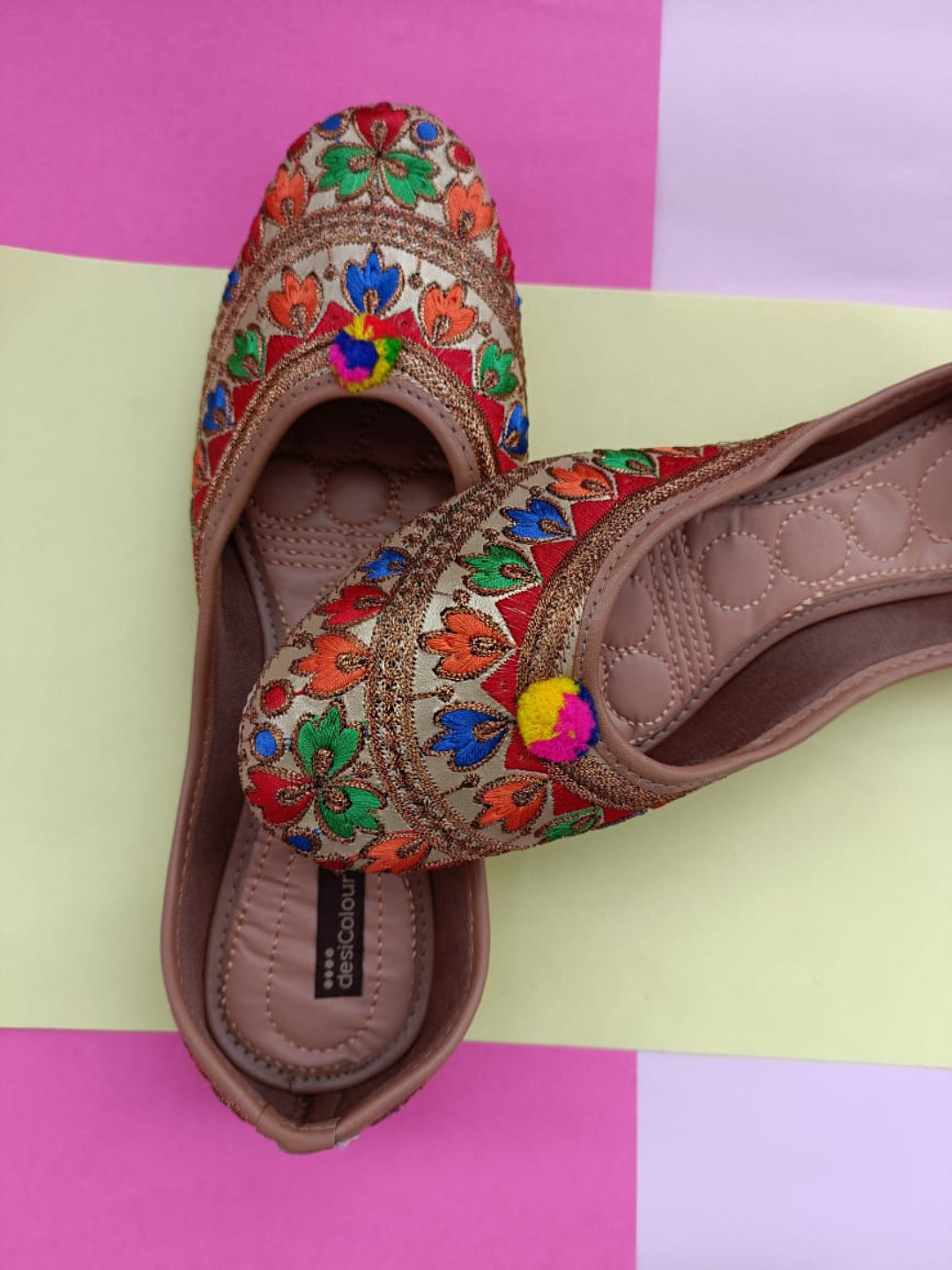 DESI COLOUR Women Gold-Toned Embellished Mojaris