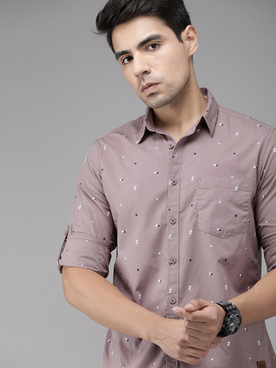 Roadster Men Mauve & White Geometric Printed Sustainable Casual Shirt