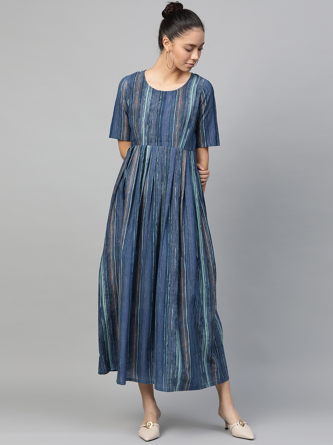 Idalia Women Navy Blue & Green Printed Maxi Dress