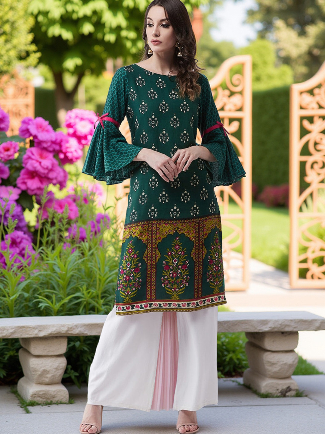 Pannkh Women Green & Off-White Mughal Printed Straight Kurta