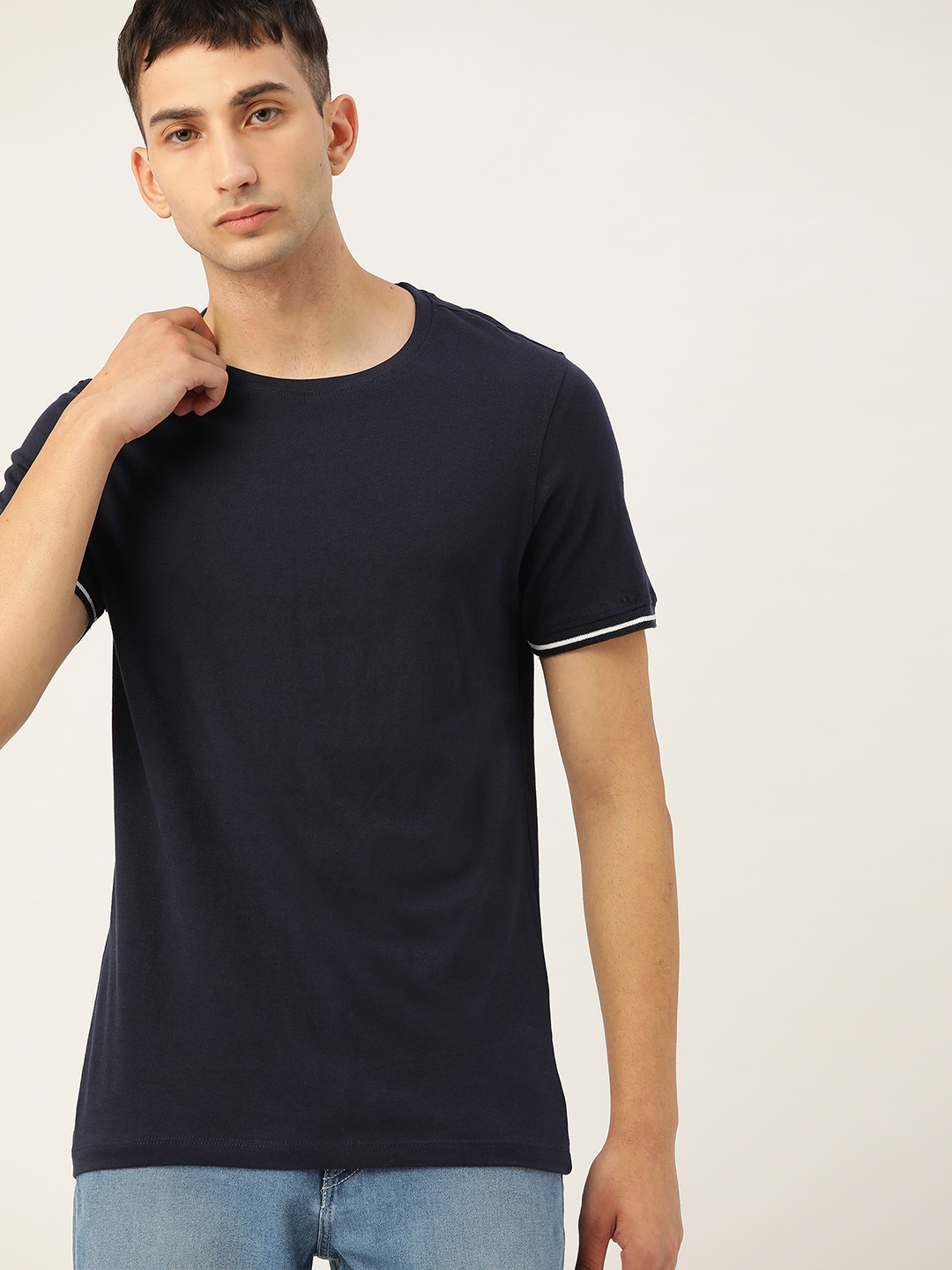 INVICTUS Men Navy Blue Anti Microbial Solid Round Neck T-shirt