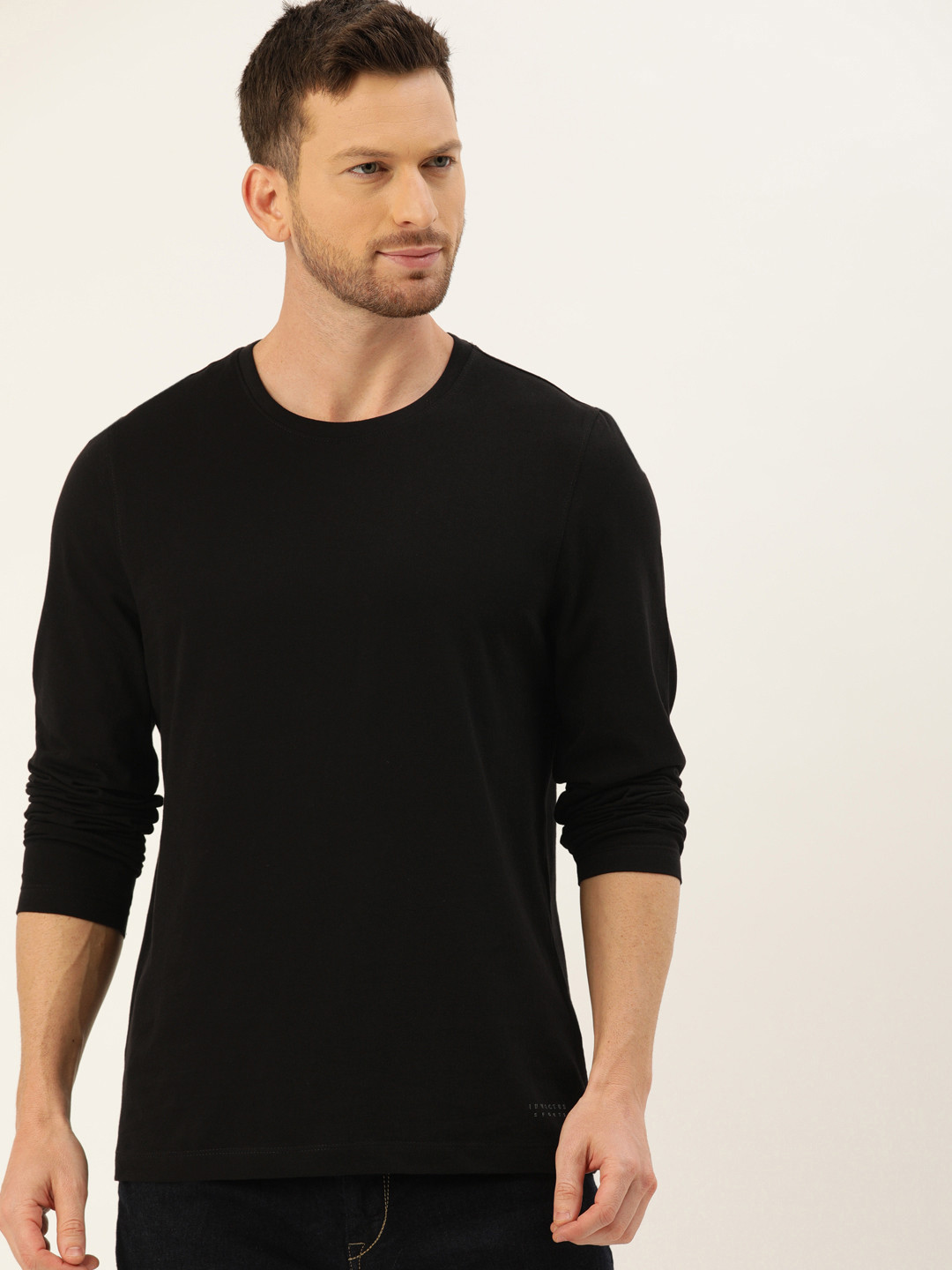 INVICTUS Men Black Anti Microbial Solid Round Neck Pure Cotton Regular Fit T-shirt