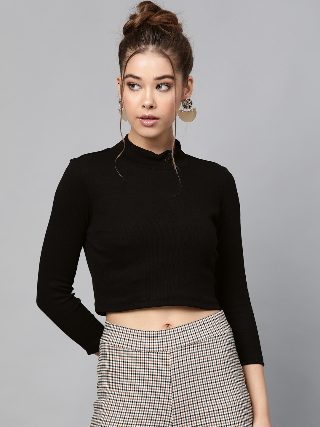 SASSAFRAS Black High Neck Cropped Top