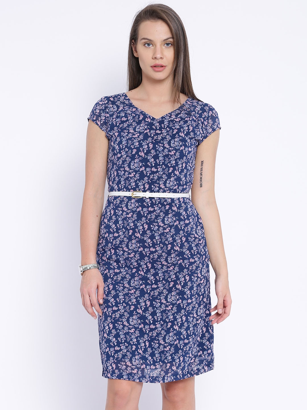 Avenue women's dresses store