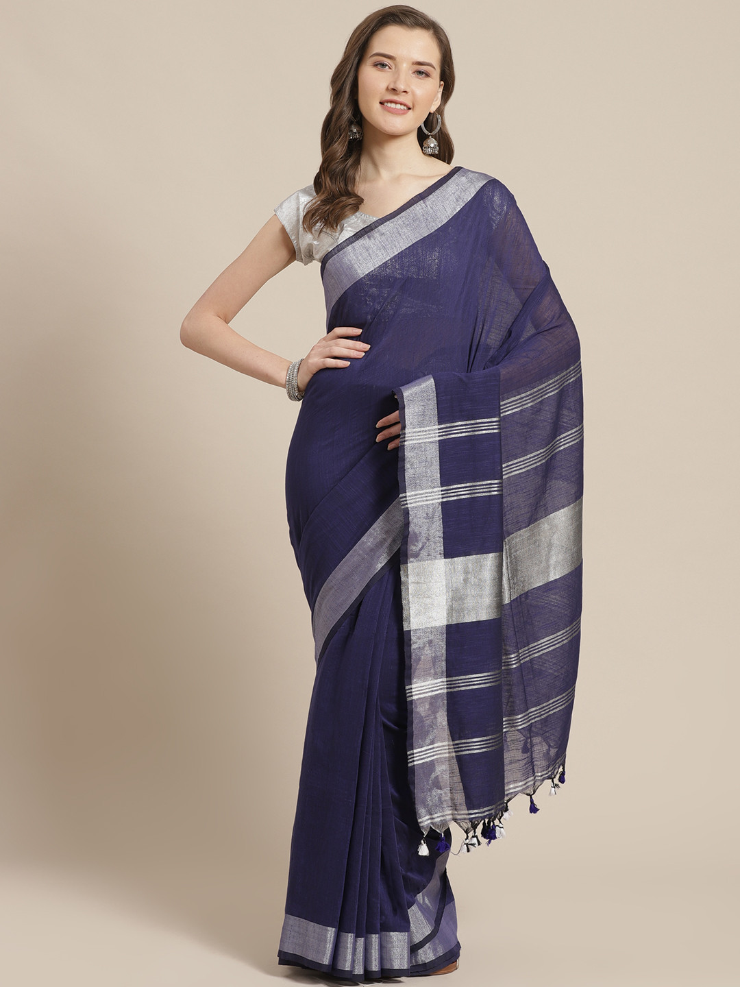 Laa Calcutta Navy Blue & Silver Solid Bengal Handloom Taant Saree