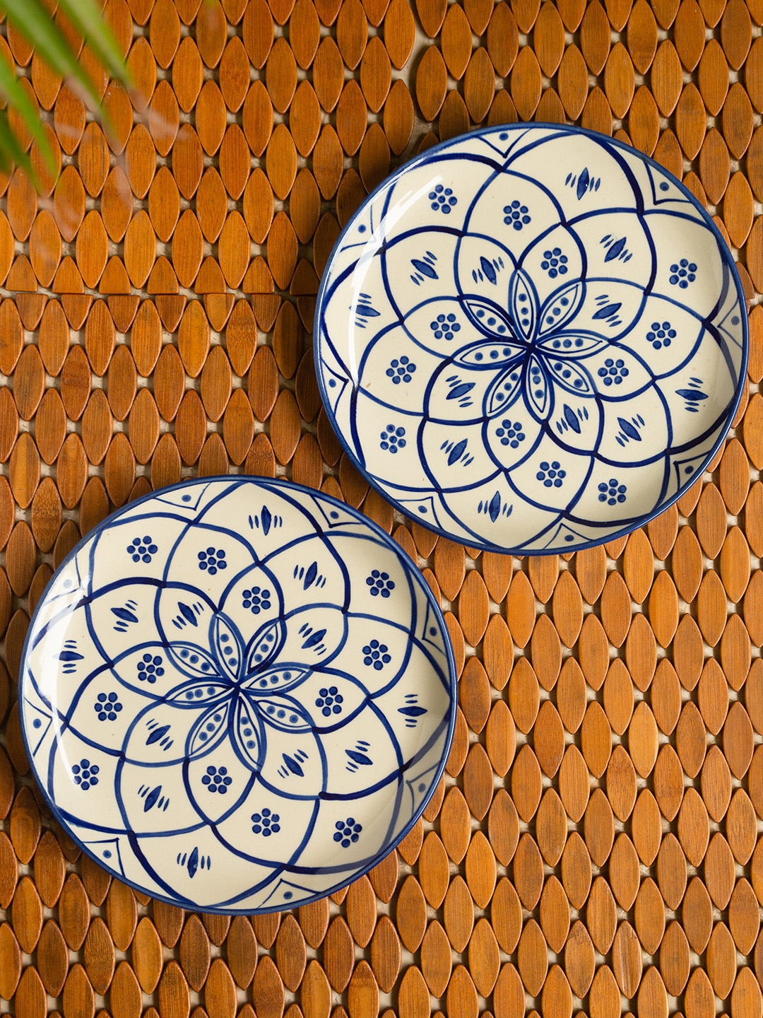 ExclusiveLane Set of 2 Midnight Blue Handpainted Ceramic Dinner Plates