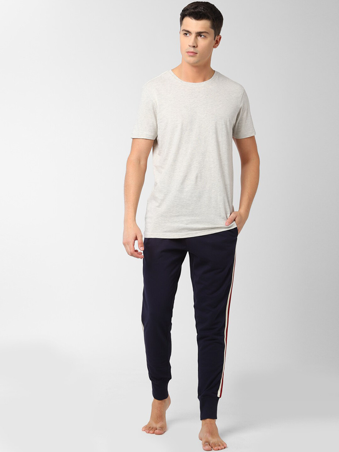 Peter England Men Grey & Blue Solid T-Shirt & Joggers Set