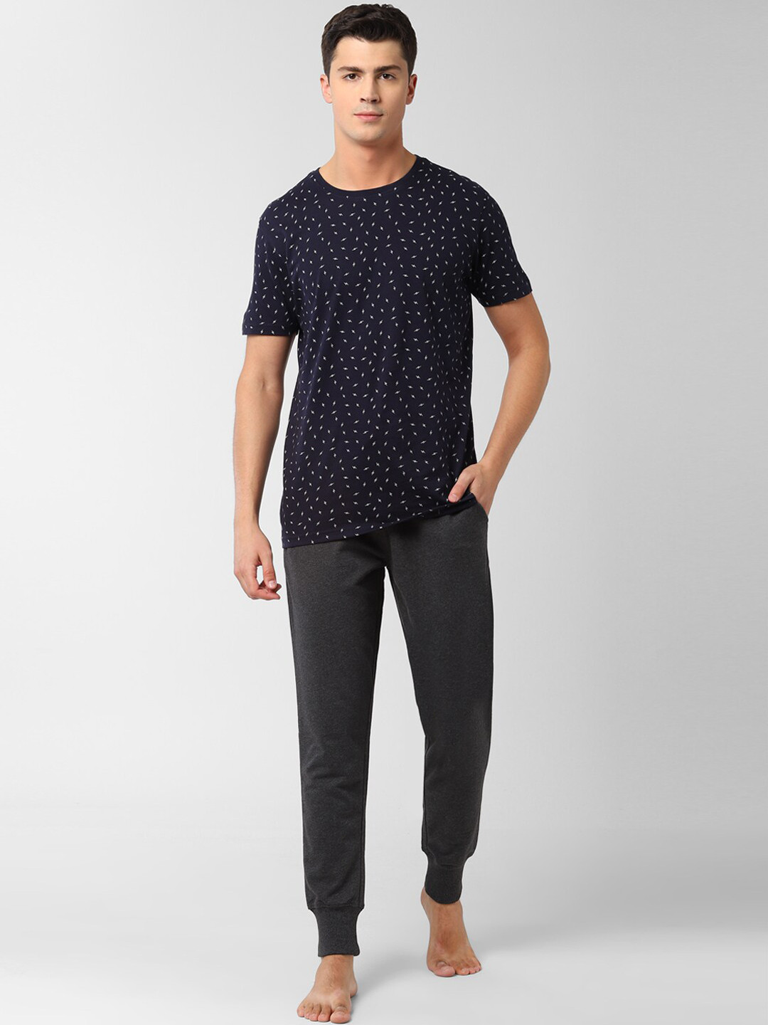 Peter England Men Navy Blue & Grey T-Shirt & Joggers Set