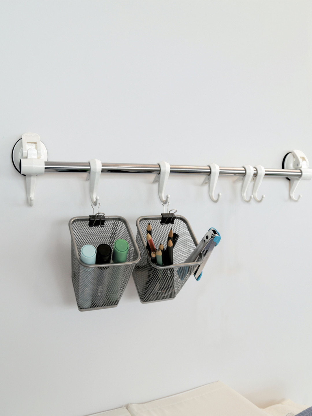 FECA Set Of 8  D14 Swan Hooks