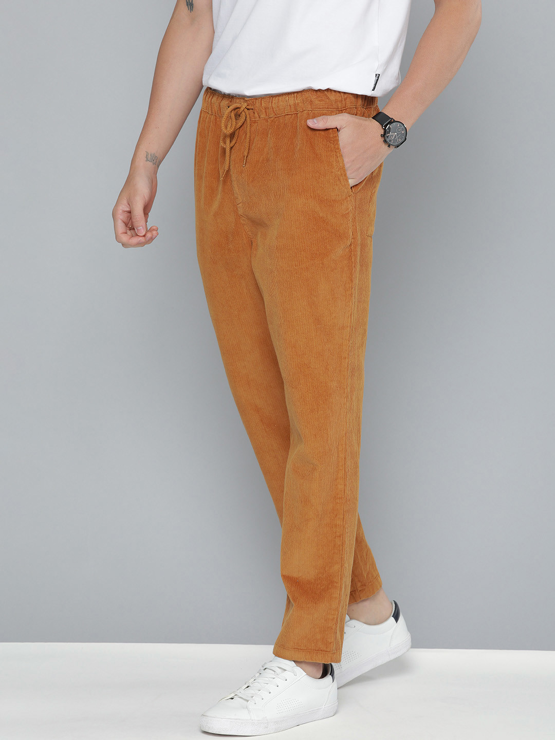 Mast & Harbour Men Brown Regular Fit Solid Corduroy Trousers
