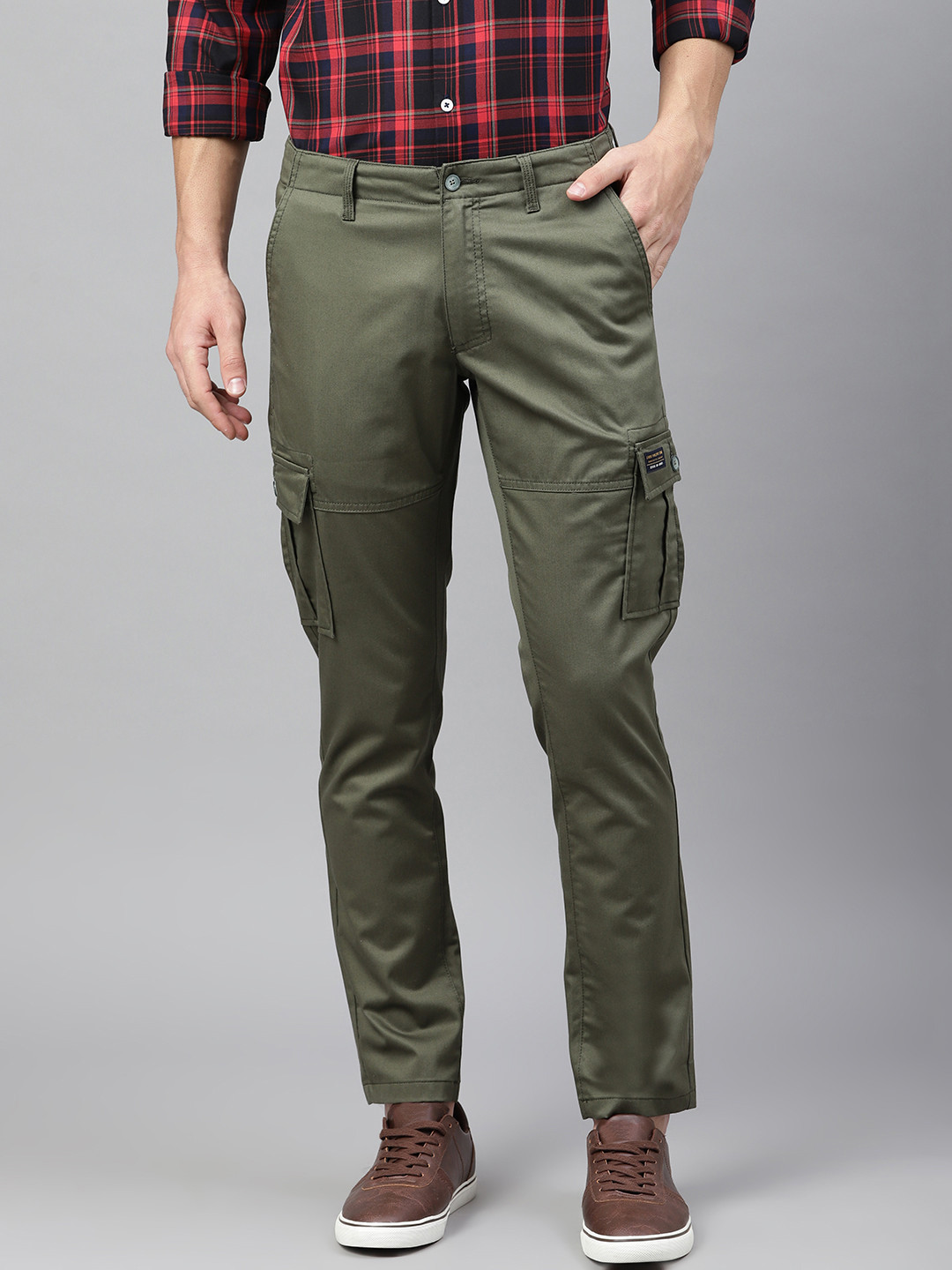 Louis Philippe Jeans Men Olive Green Comfy Tapered Fit Solid Cargos