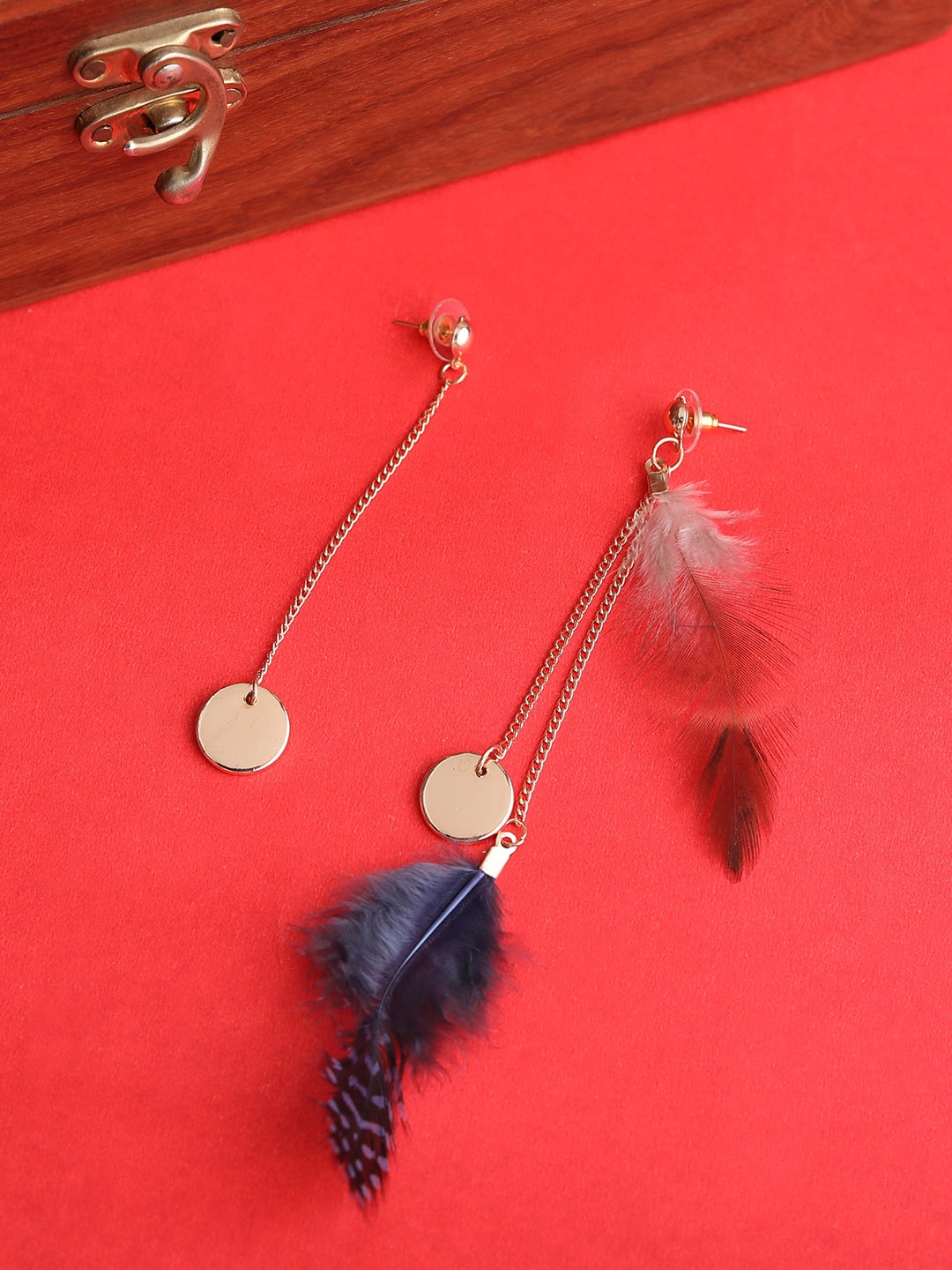 One side store feather earrings