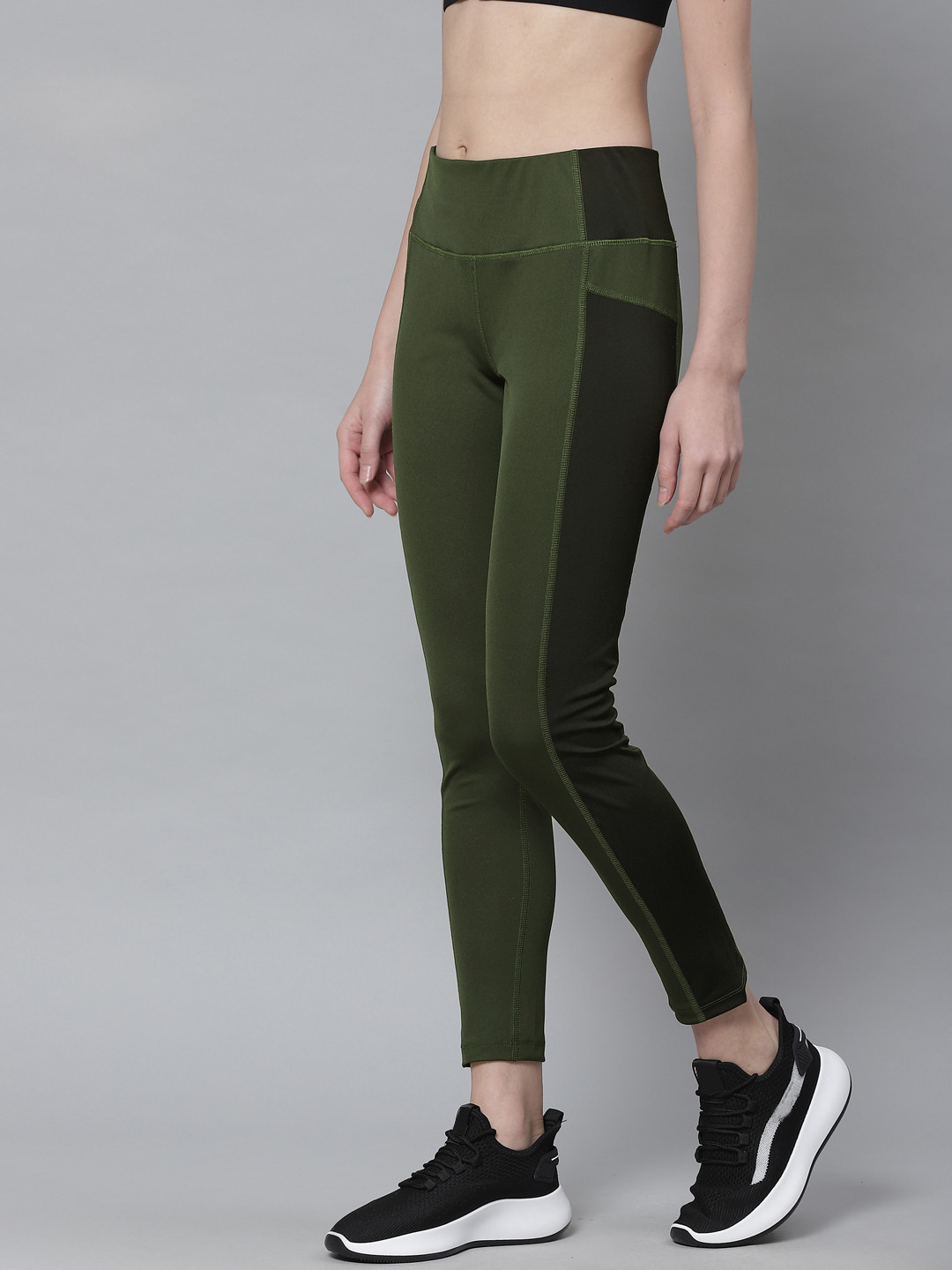 CHKOKKO Women Green Solid Gym Tights