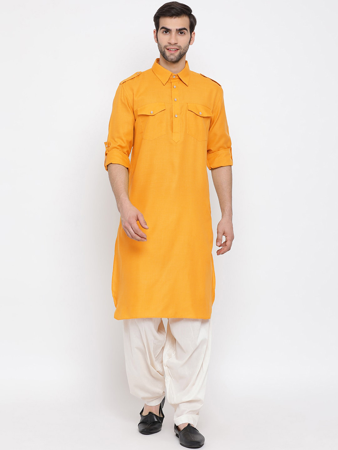 VASTRAMAY Men Mustard Yellow & Cream-Coloured Solid Kurta with Pyjamas