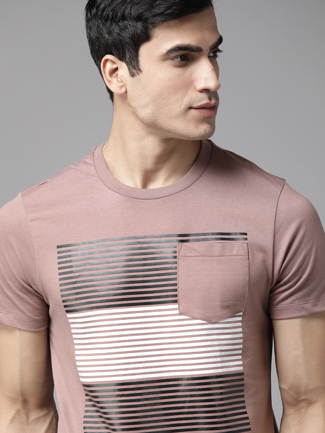 Roadster Men Mauve & White  Cotton Striped Round Neck T-shirt