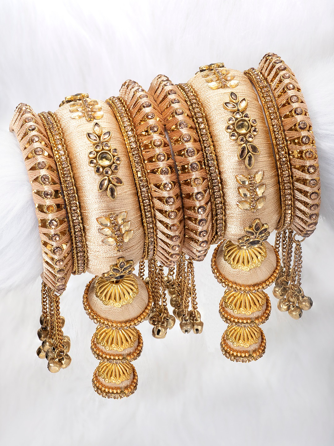 Peora Gold-Plated & Off-White Set Of 10 Matching Floral Kundan Studded Chura Bangle Set
